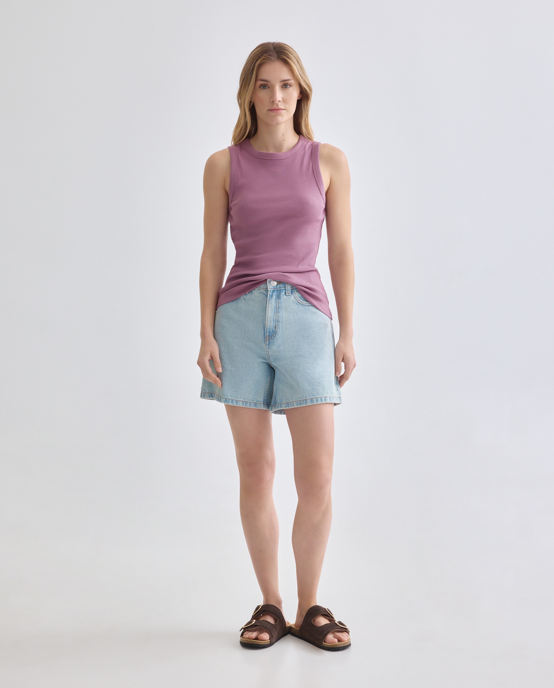 Camiseta halter de mujer de tirantes y canalé Morado-2