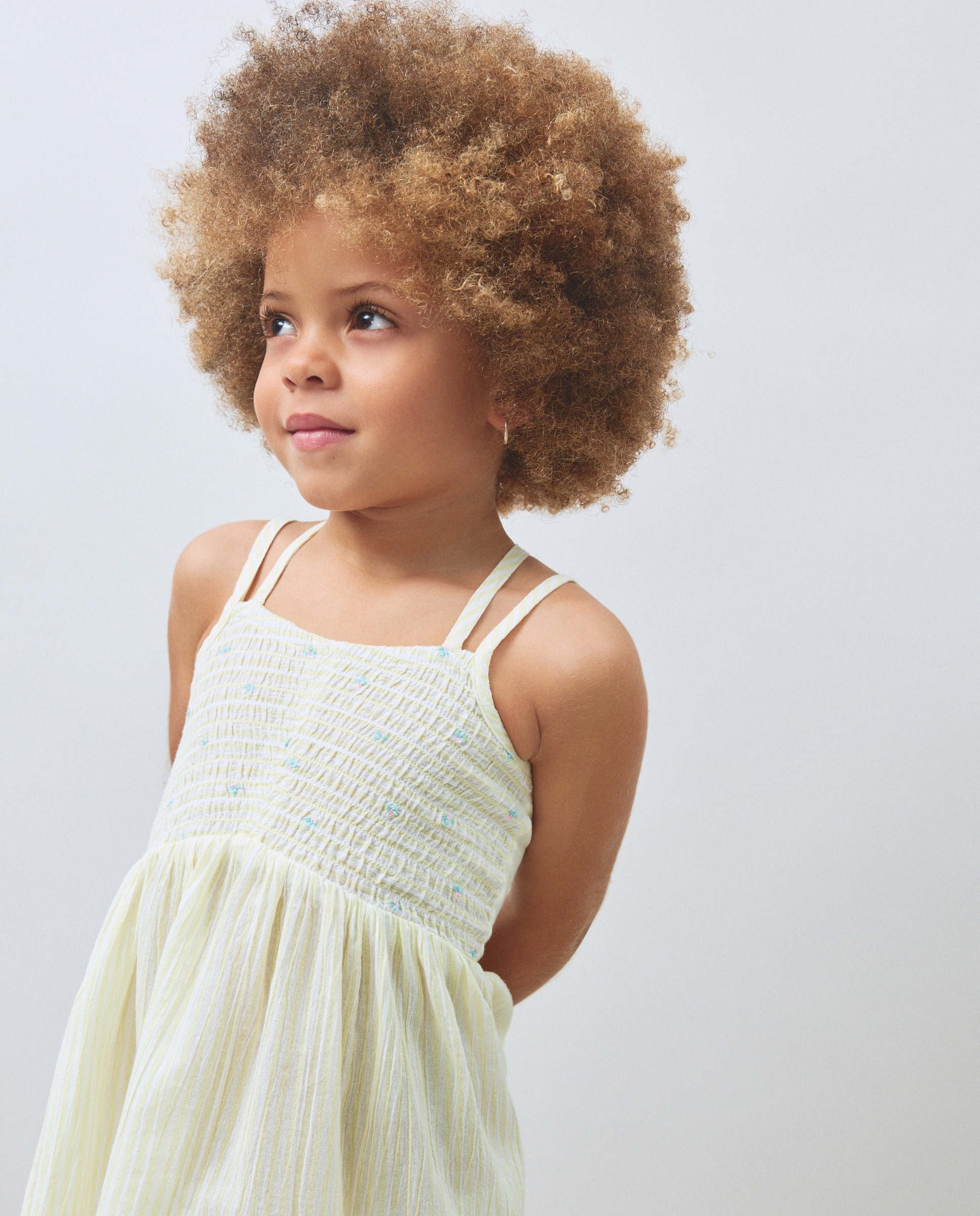 Vestido de Alças com Elásticos no Peito e Bordado Kids El Corte Inglés Amarelo-2