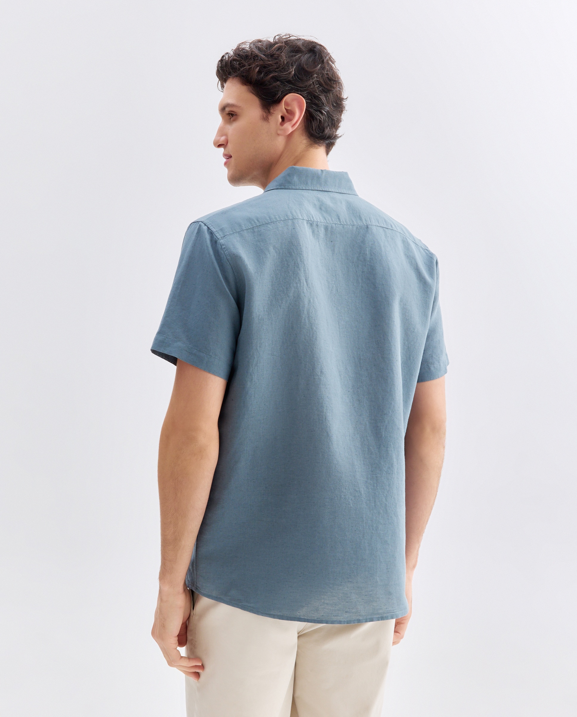 Camisa sport manga corta hombre con lino 400 Azul-3