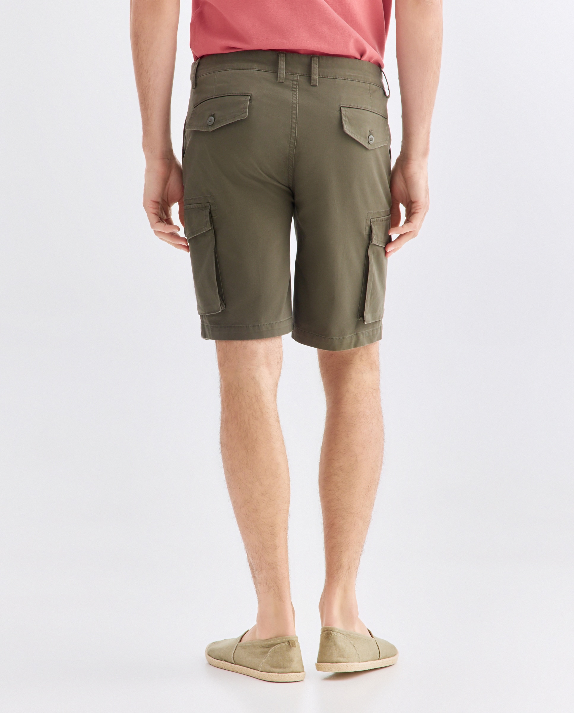 Bermuda hombre cargo 530 Verde oscuro-3