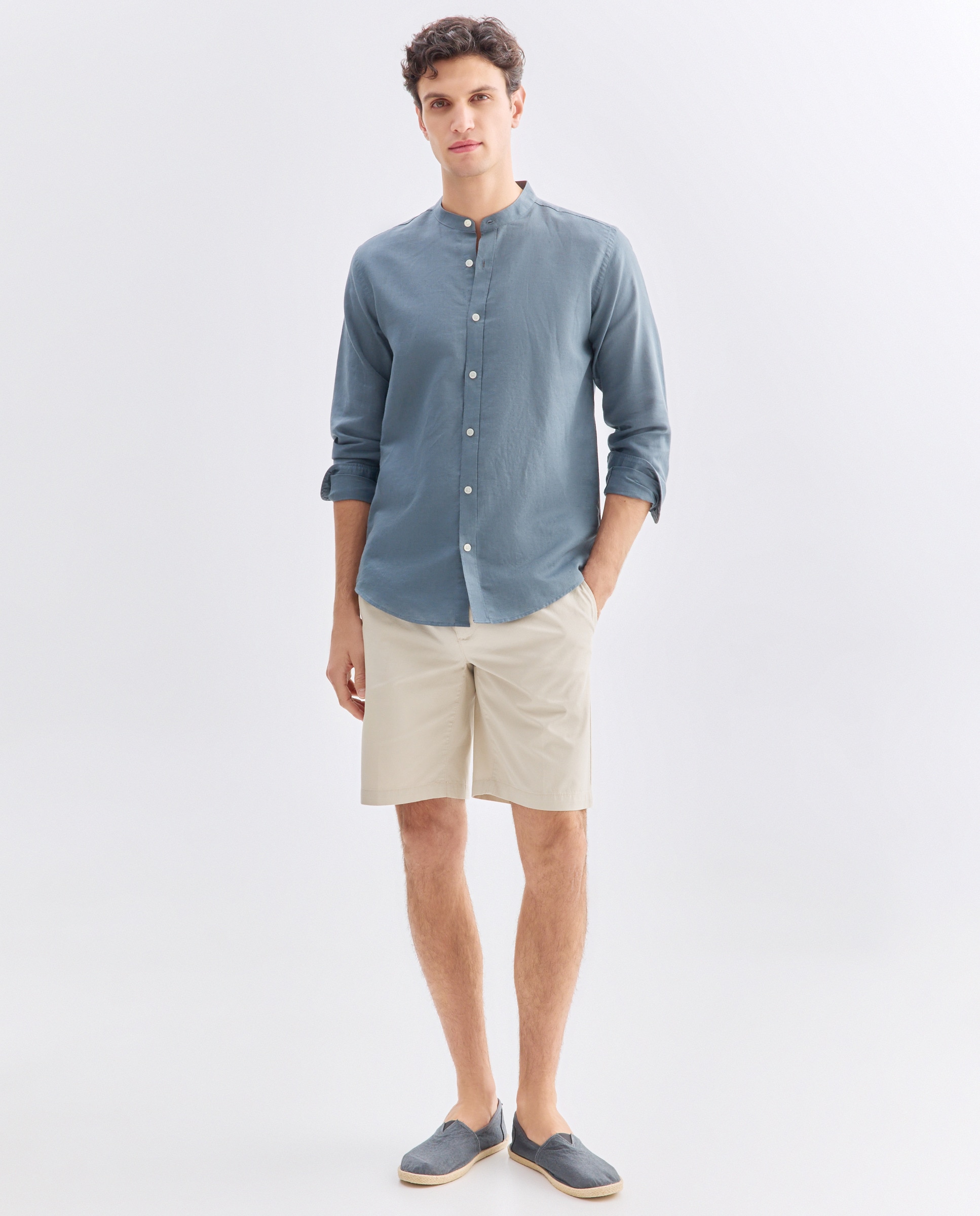Imagen 0 de Bermuda hombre chino con pinzas
