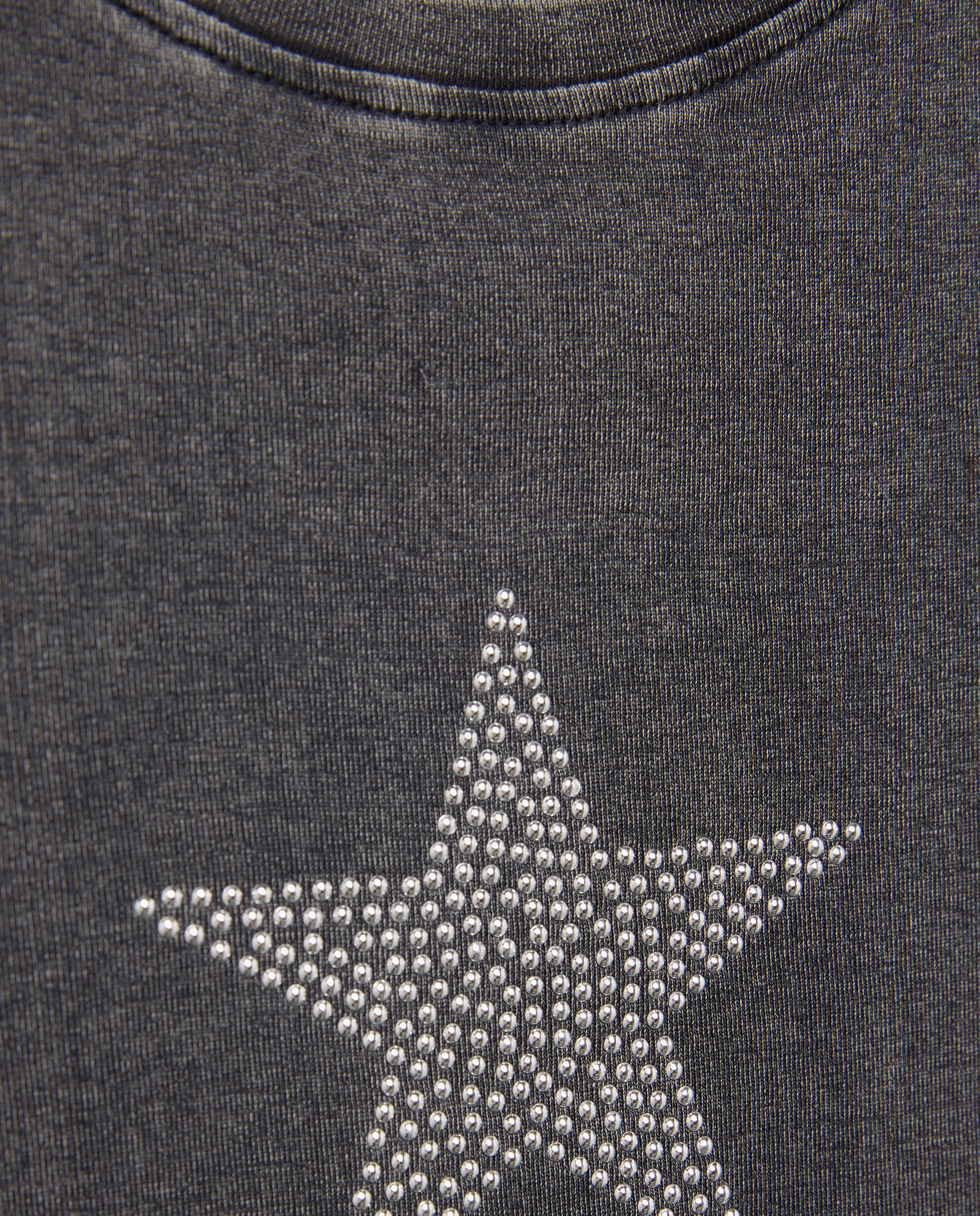 T-shirt com Lavagem, Estrelas e Tachas 830 Antracite-5