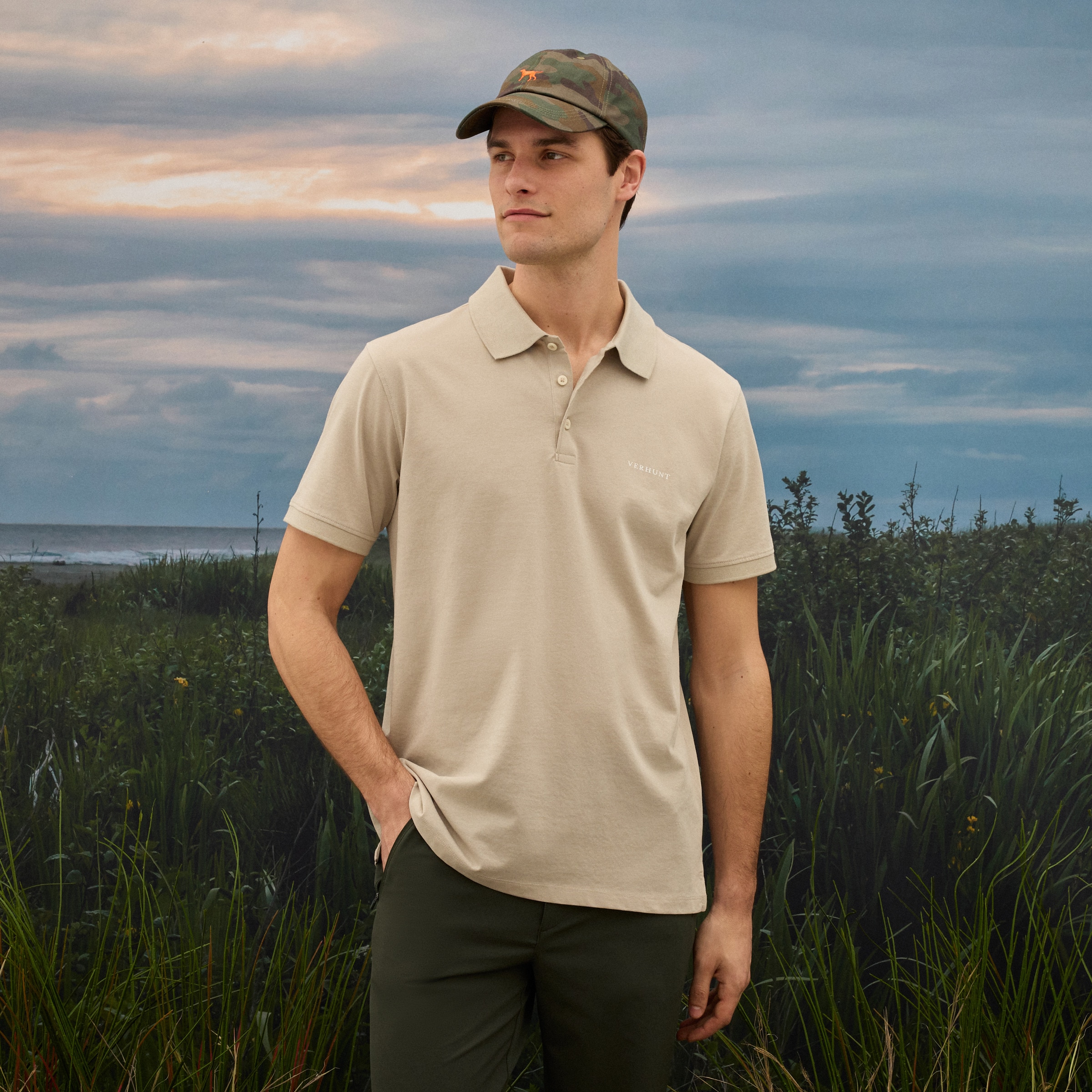 Polo Técnico de Homem Bege-4