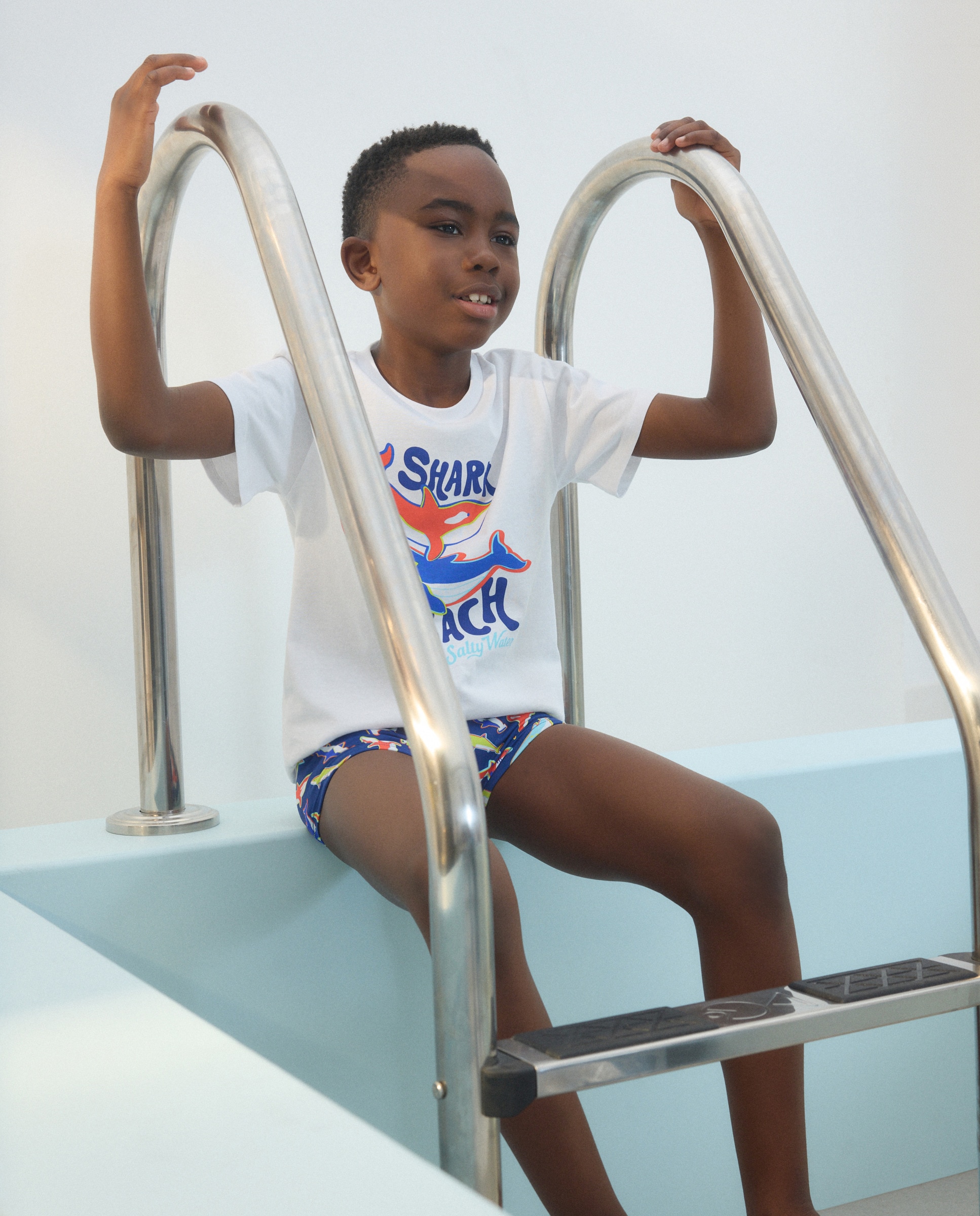 Imagem 0 de T-shirt de Algodão Joy Vários Tubarões