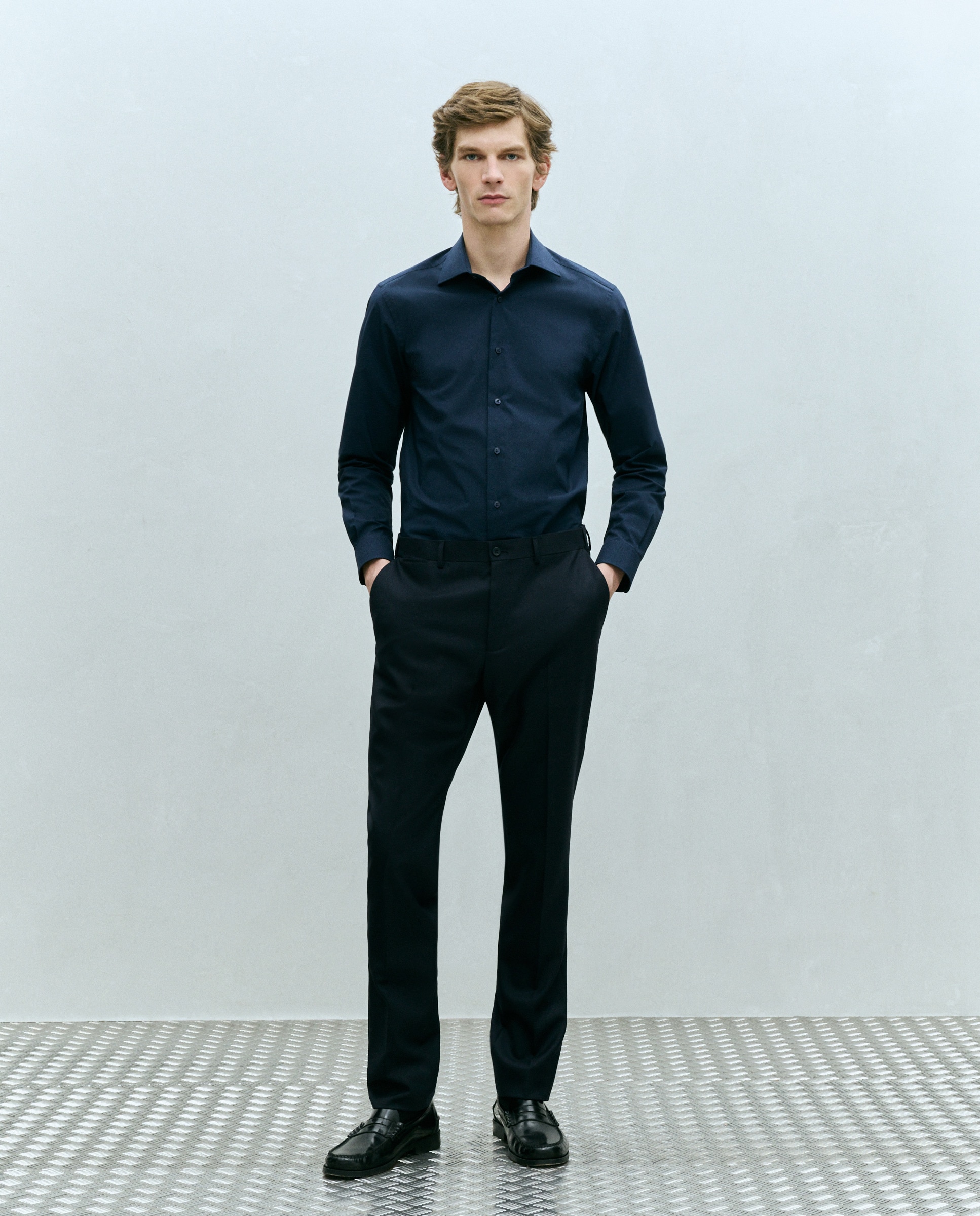 Imagem 0 de Camisa Formal Lisa de Manga Comprida com Padrão Slim