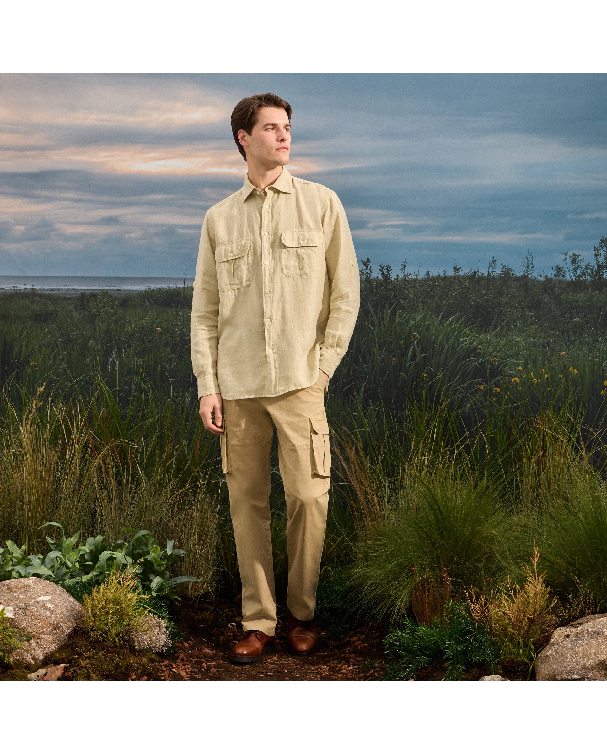 Imagem 0 de Calças Cargo de Homem em Sarja