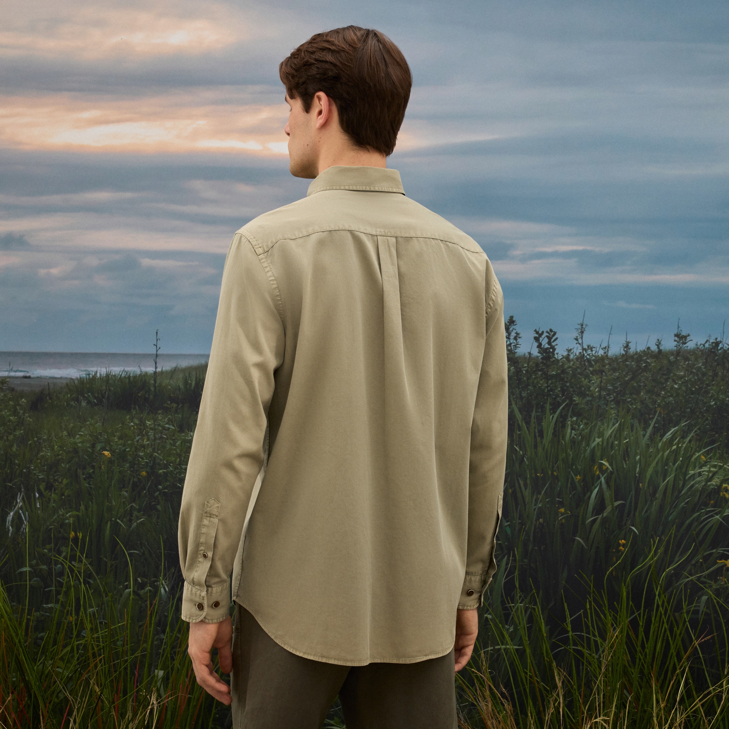 Camisa Estilo Safari de Homem Verde-3