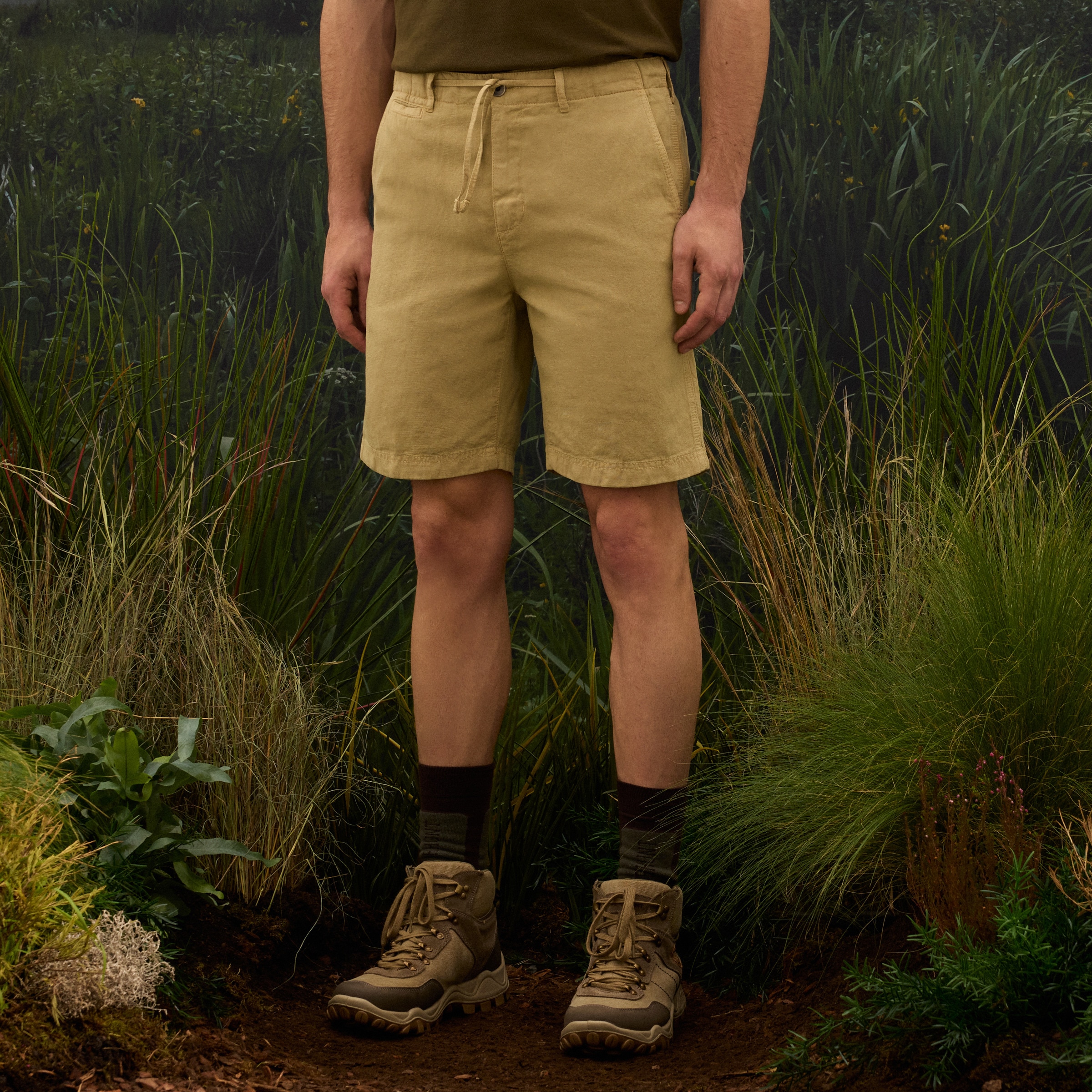 Bermudas de Linho de Homem com Cordões Bege-2