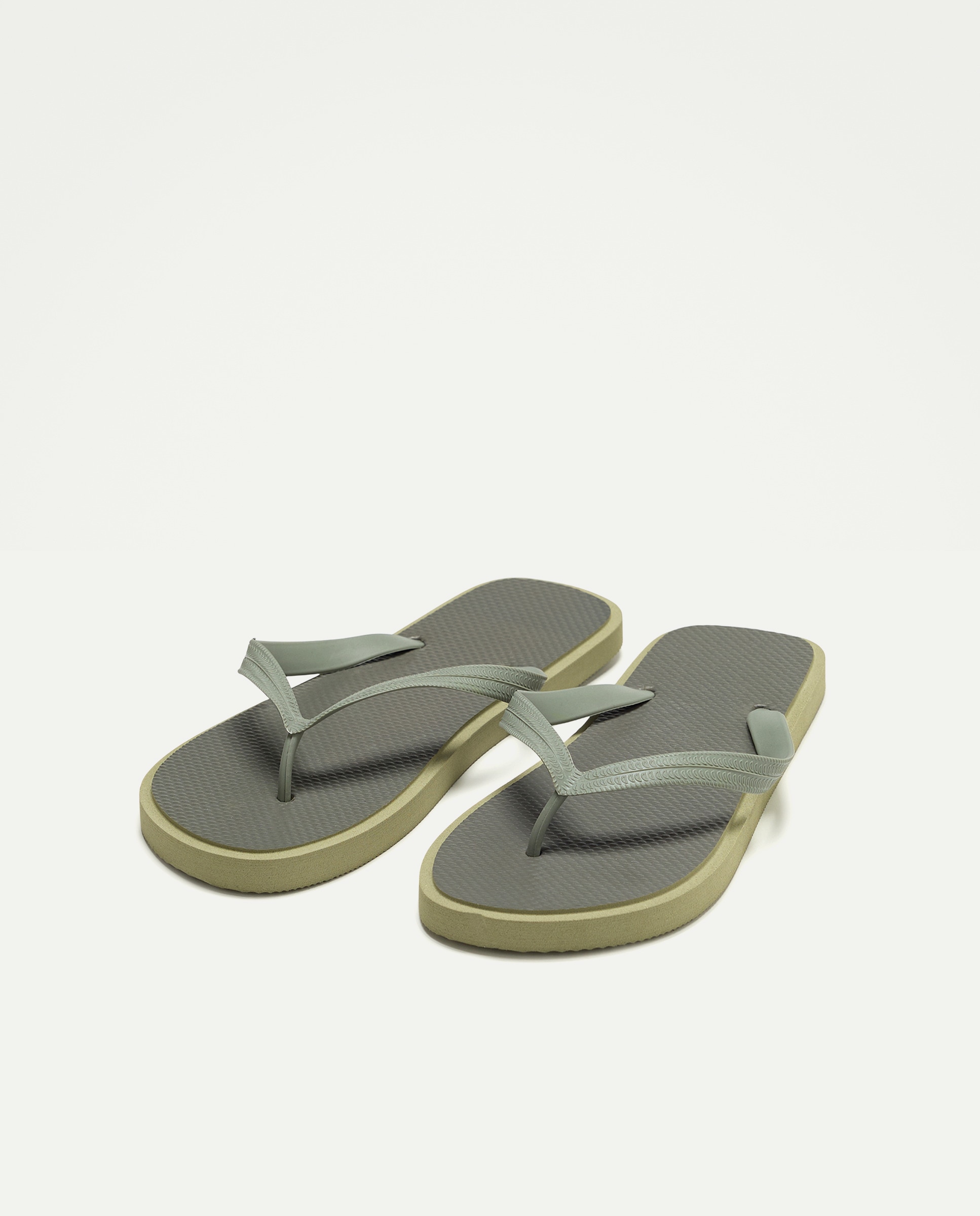 Chancla de baño esclava perfil con piso de goma 520 Kaki-2
