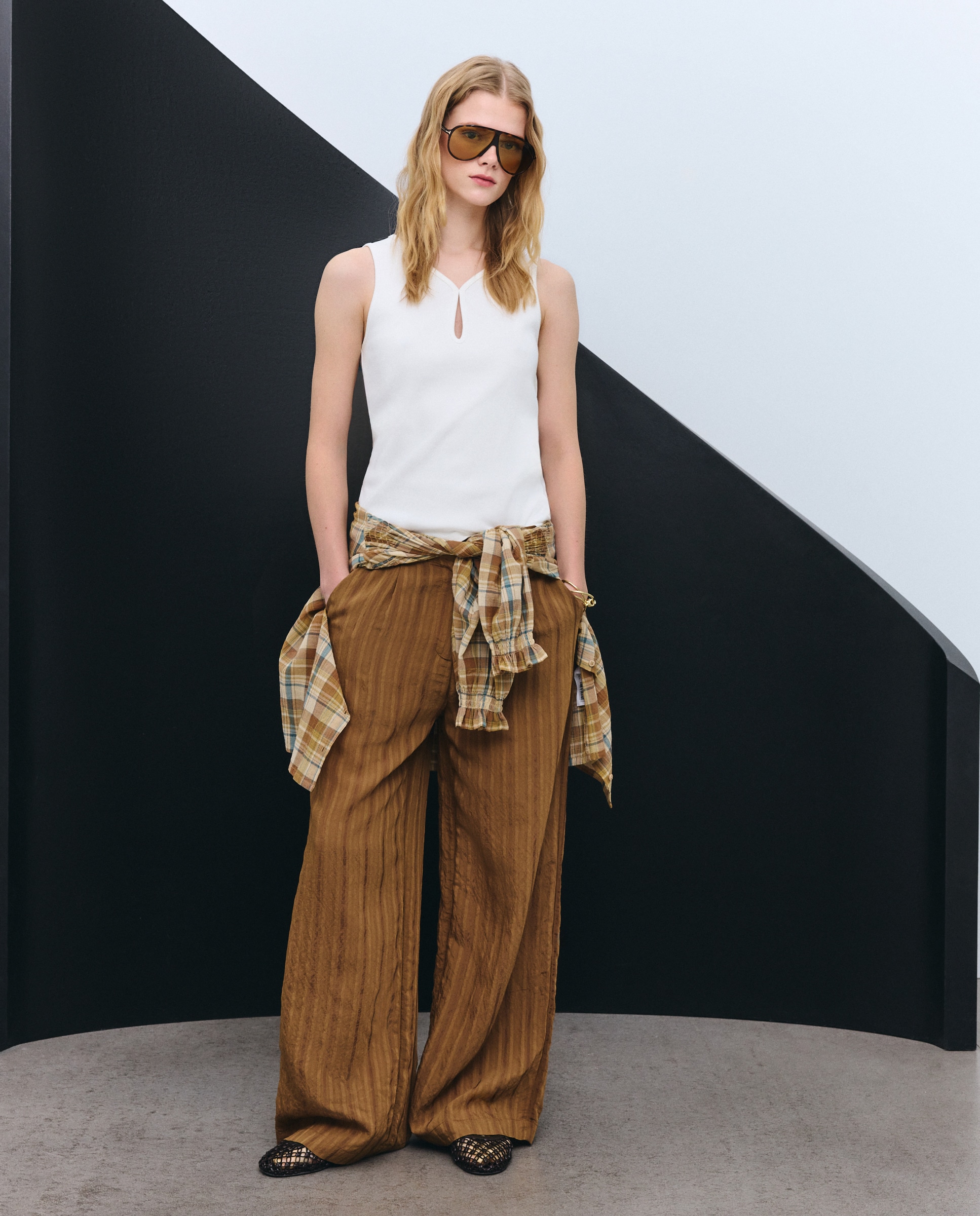 Imagem 0 de Calças largas