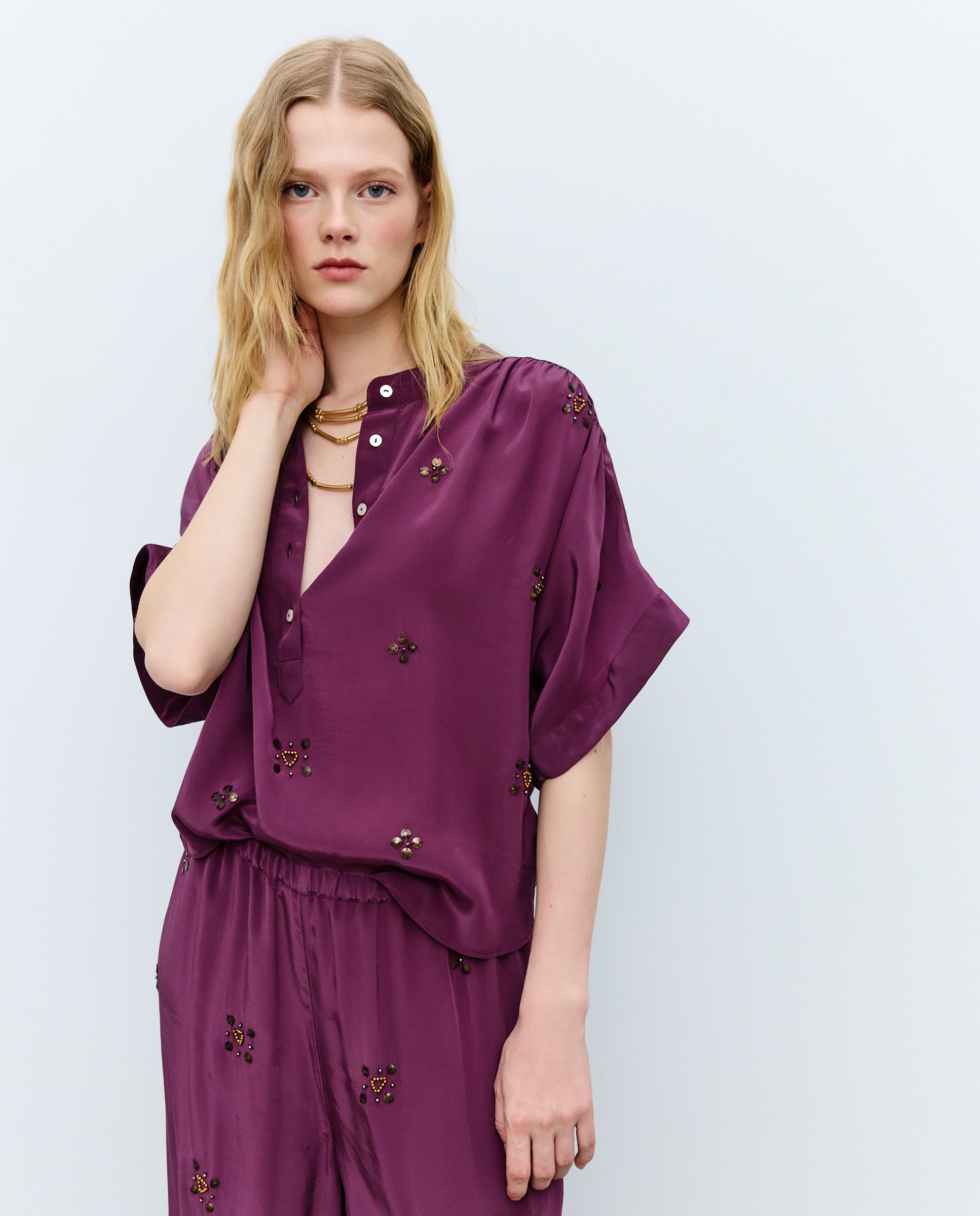 Imagem 0 de Blusa de Manga Curta com Detalhes