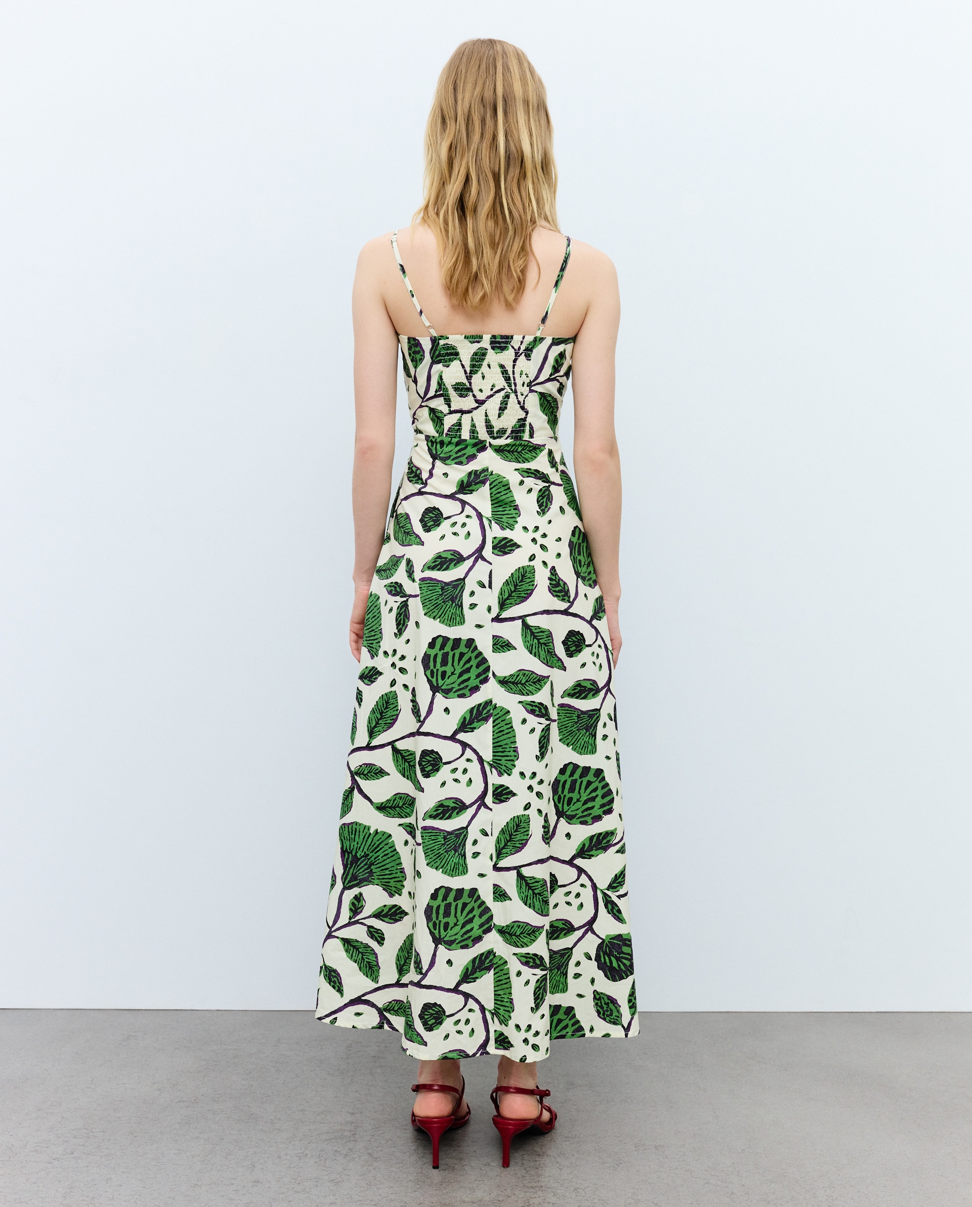 Vestido de Alças com Estampado Floral Verde-3