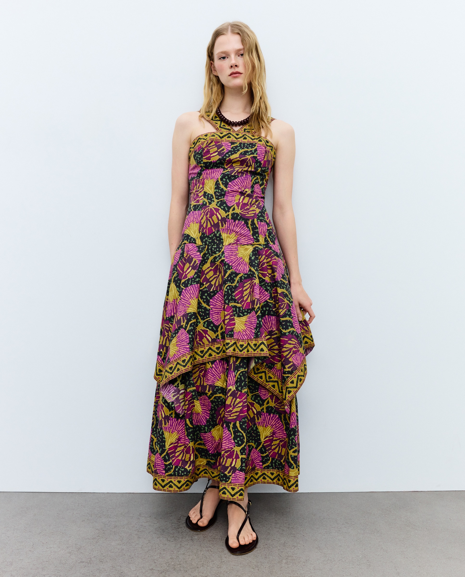 Vestido de Alças com Rebordo Decorativo Rosa-2