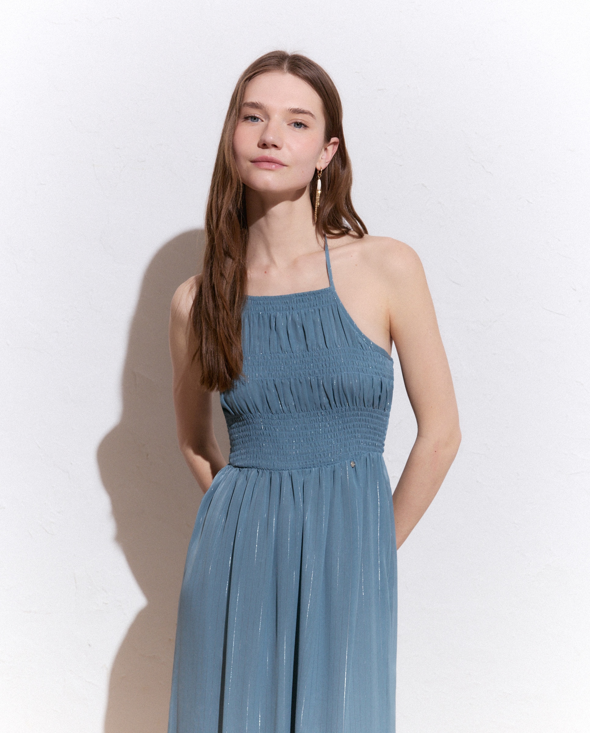 Imagem 0 de Vestido de Chiffon Halter com Fio Metalizado