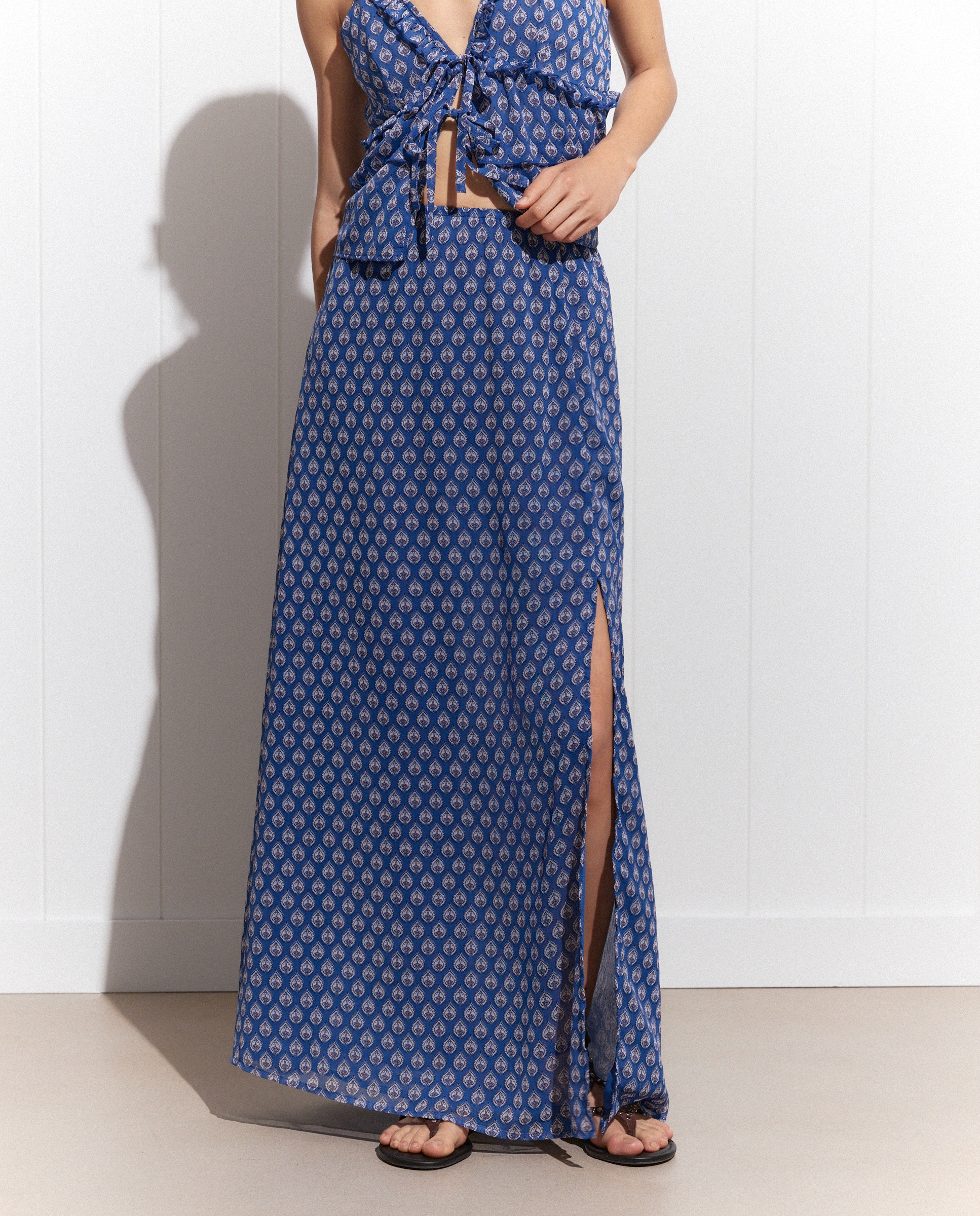 Saia Comprida de Chiffon com Estampado Azul pálido-2