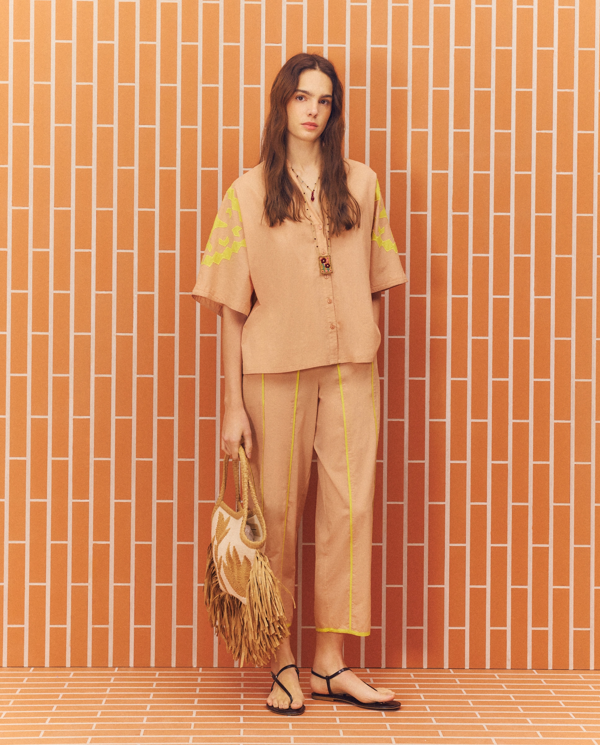 Imagem 0 de Calças com Piping às Riscas