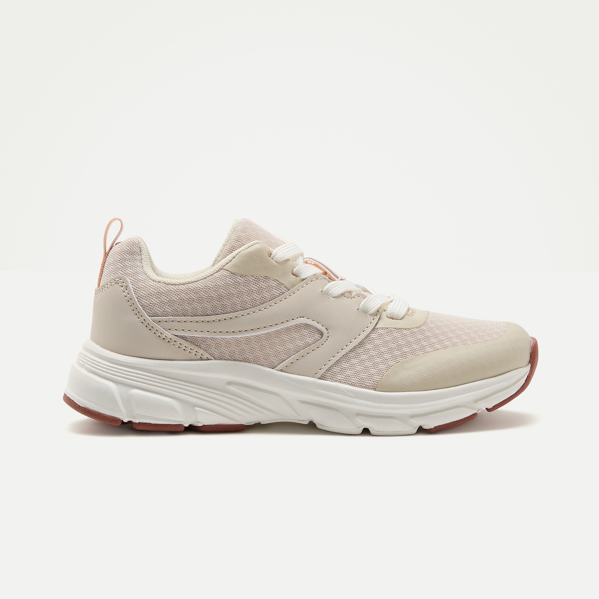 Imagen 0 de Zapatilla deportiva con cordones de niña