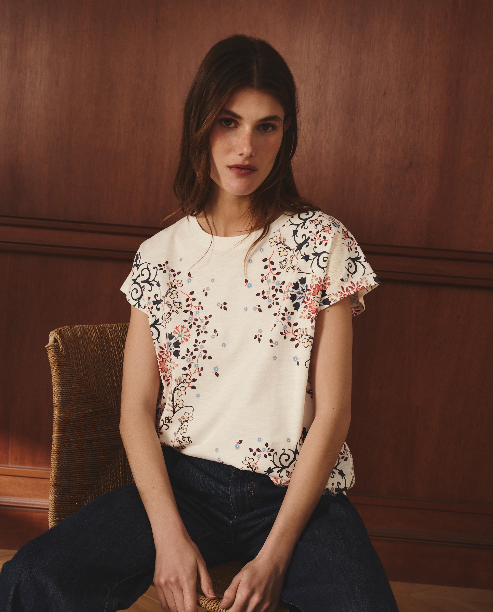 Imagem 0 de T-shirt com Decote Redondo e Estampado Posicional