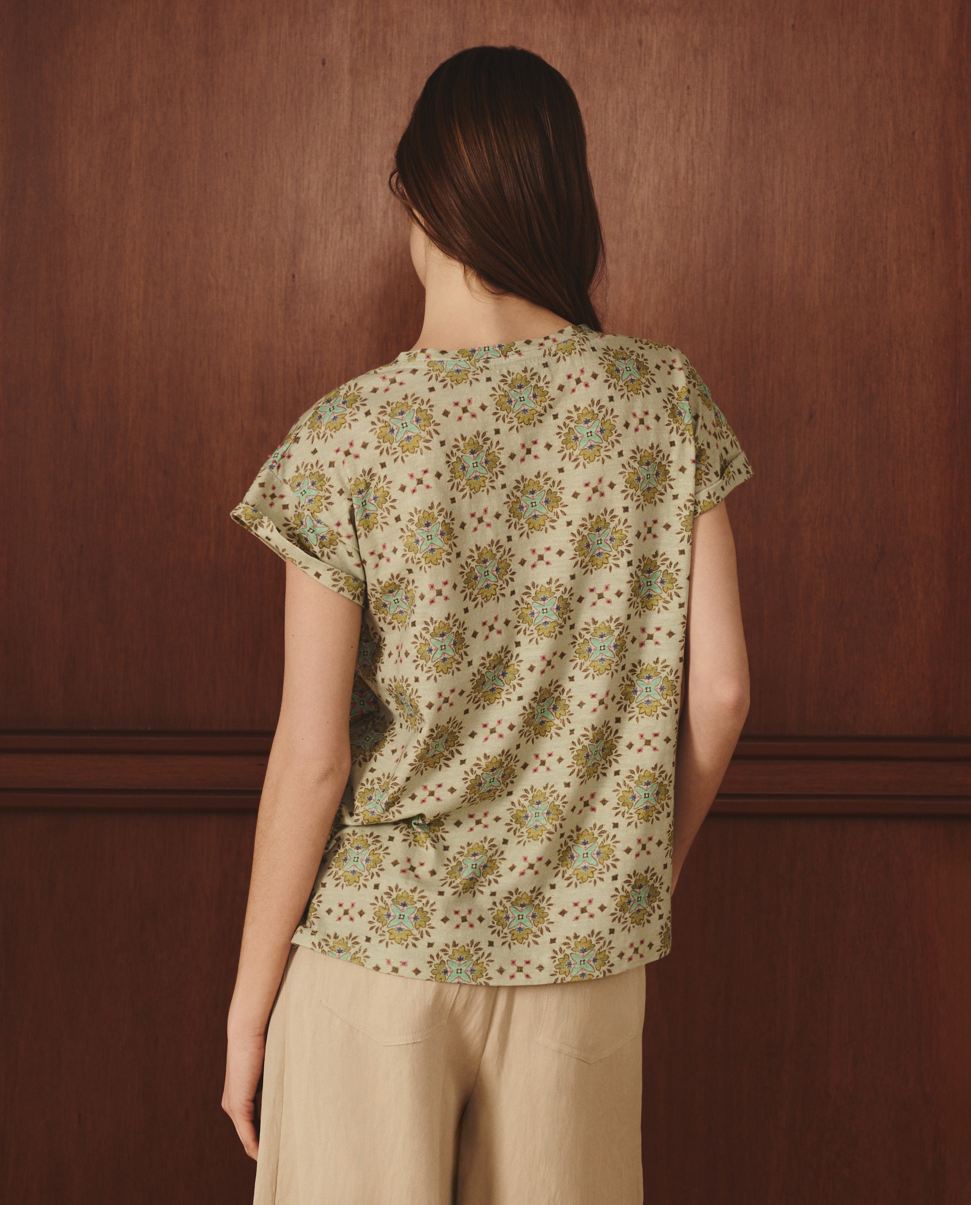 T-shirt de Manga Curta com Estampado Geométrico Verde-3