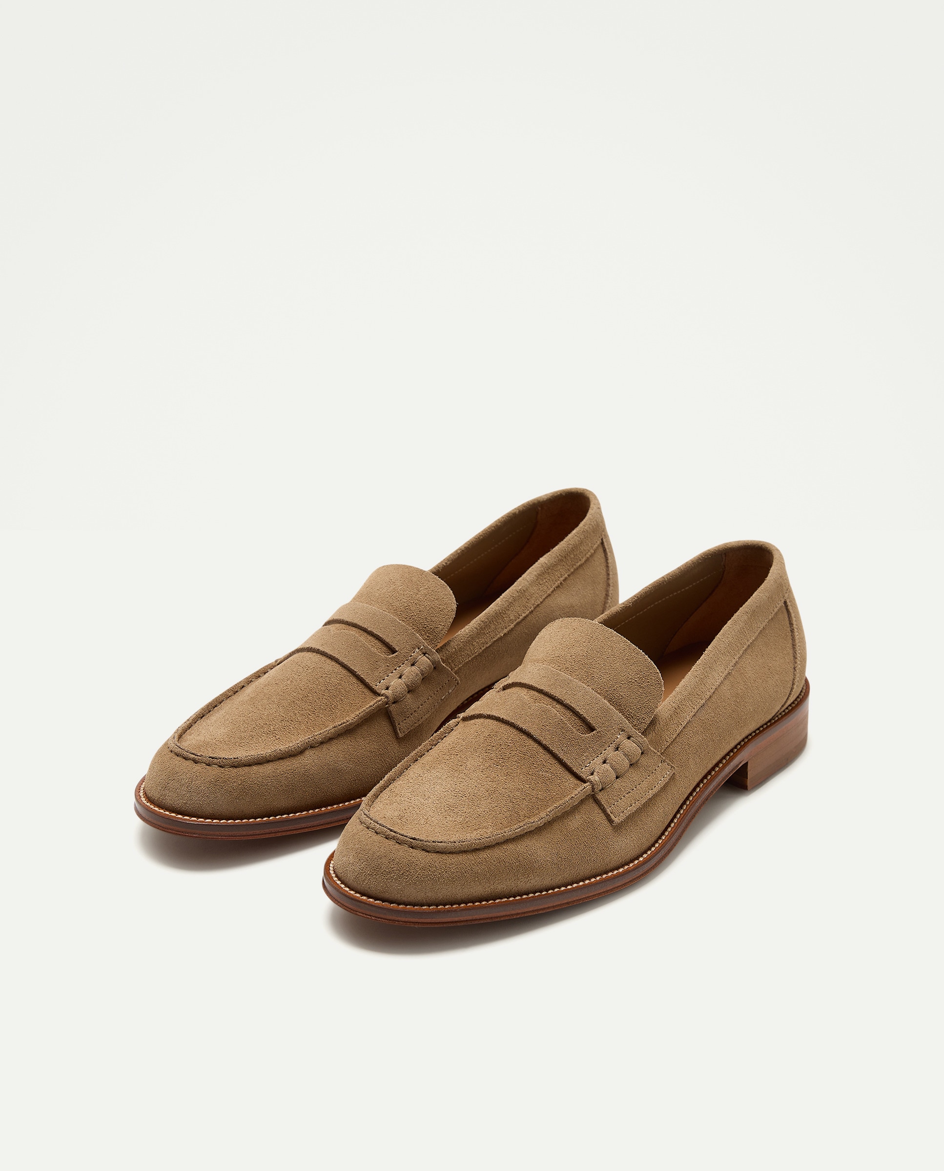 Mocassins em Pele com Sola de Couro Taupe-2