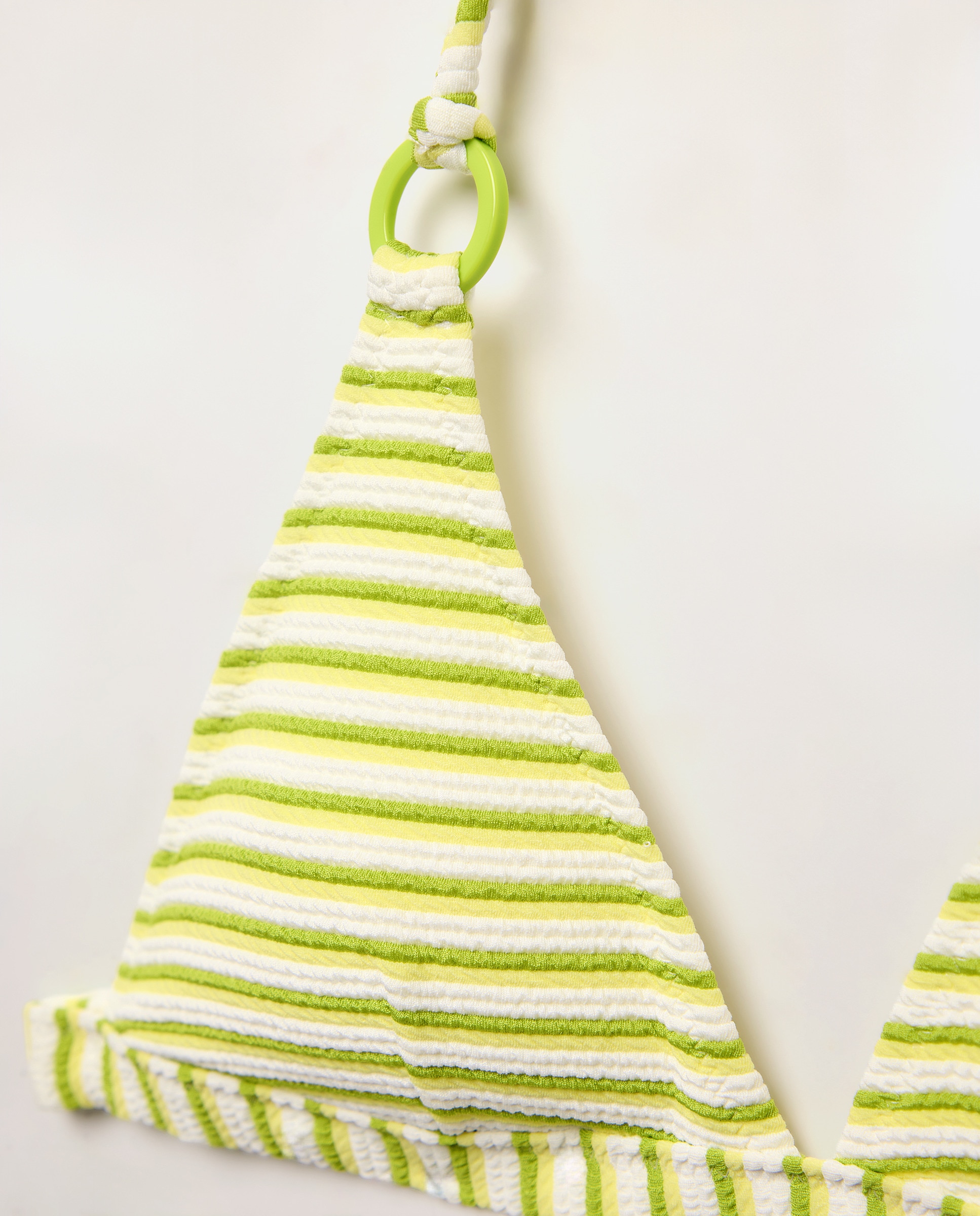 Top de Biquíni com Textura e Riscas 586 Lima-2