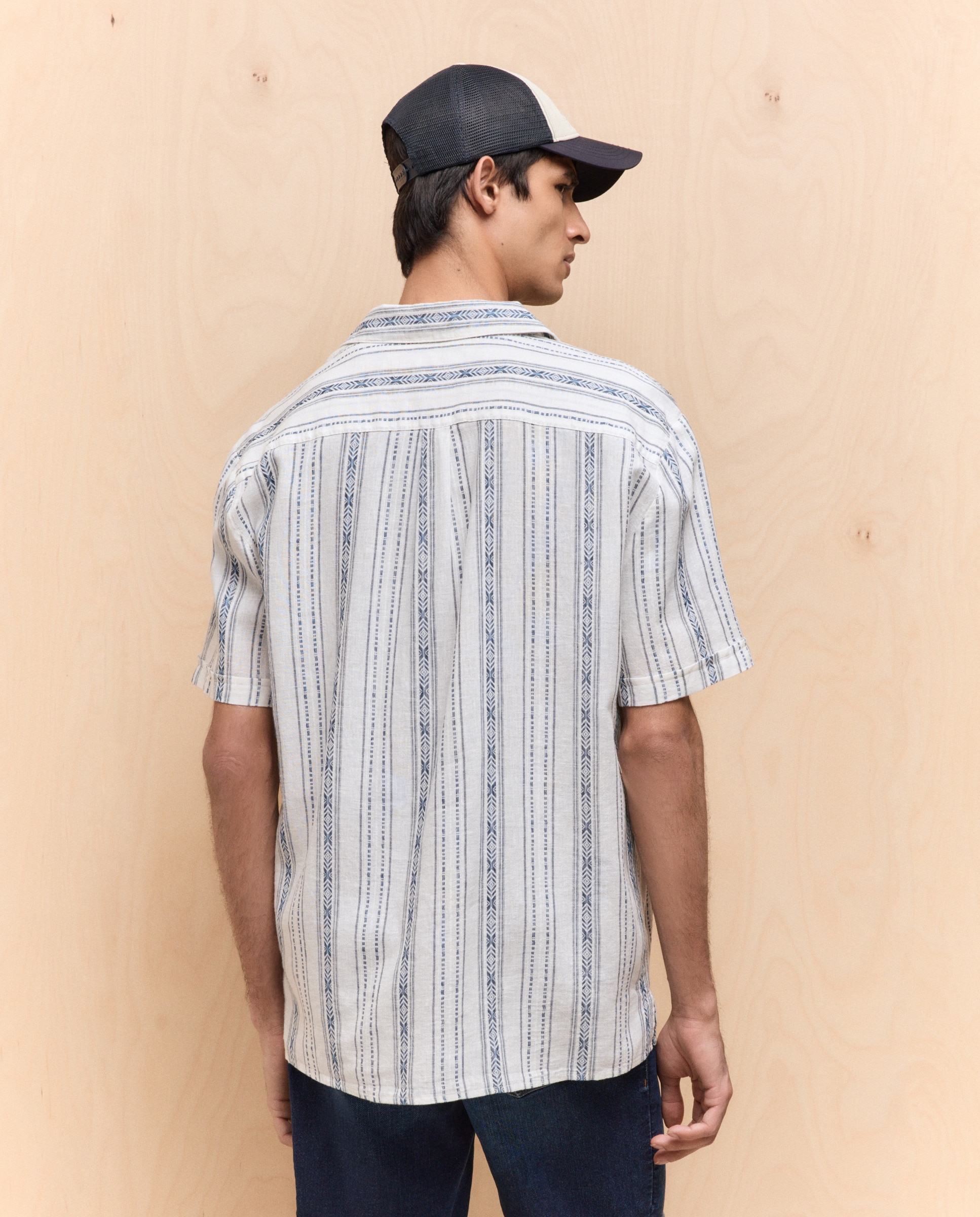 Camisa Bowling de Manga Curta com Jacquard Étnico Branco-3