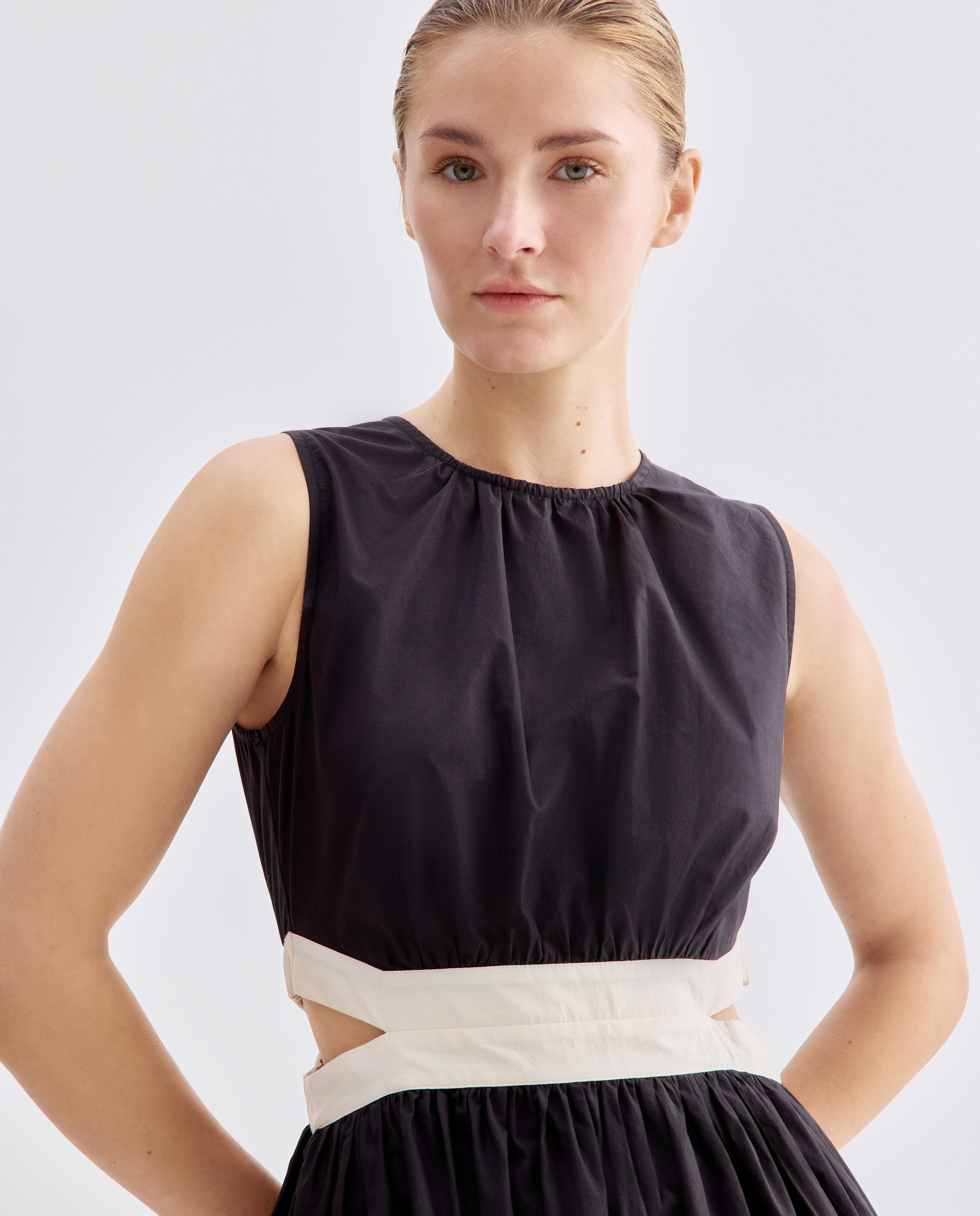 Vestido de mujer cut out Negro-2