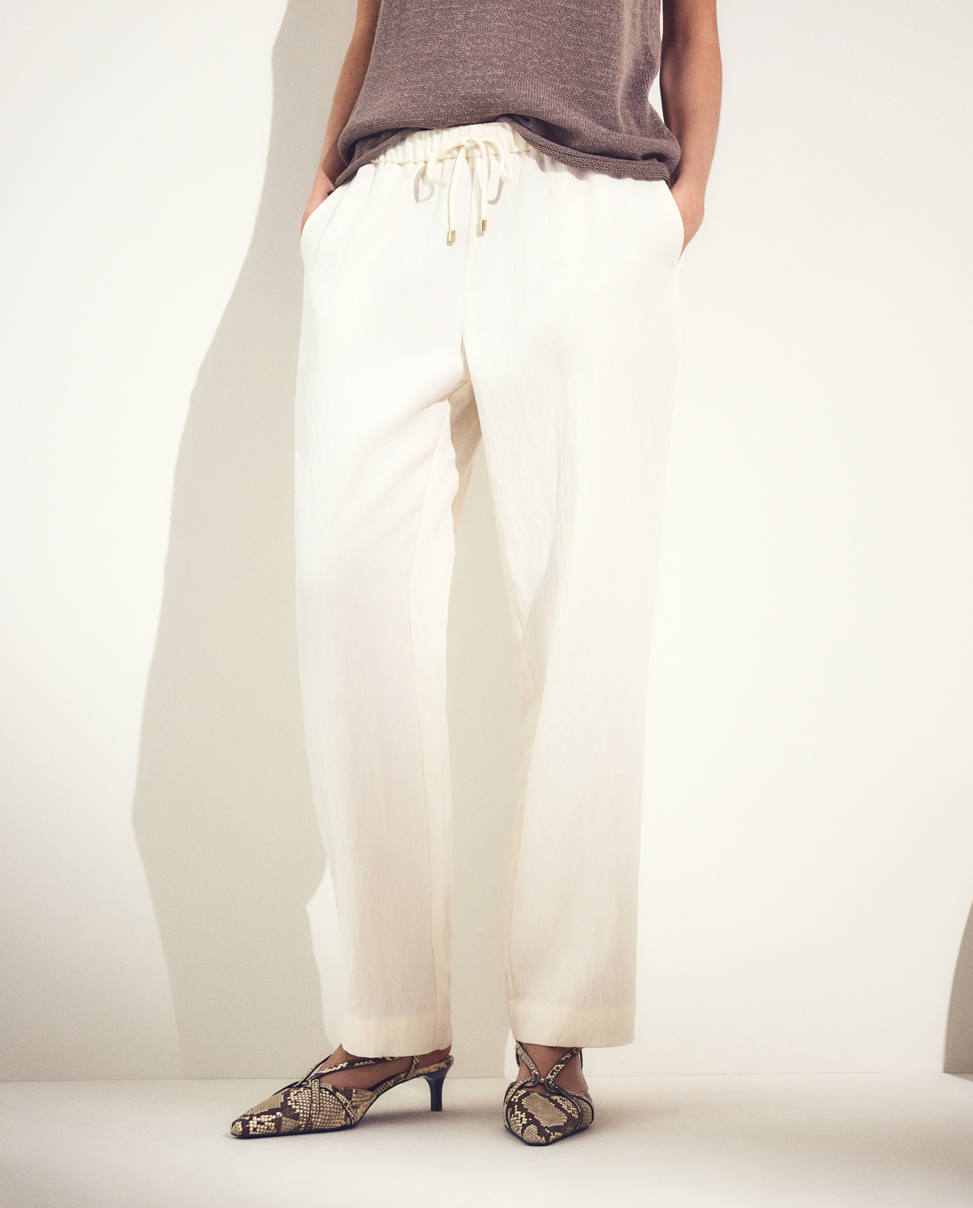 Joggers Lisas Crinkle 120 Cru-2