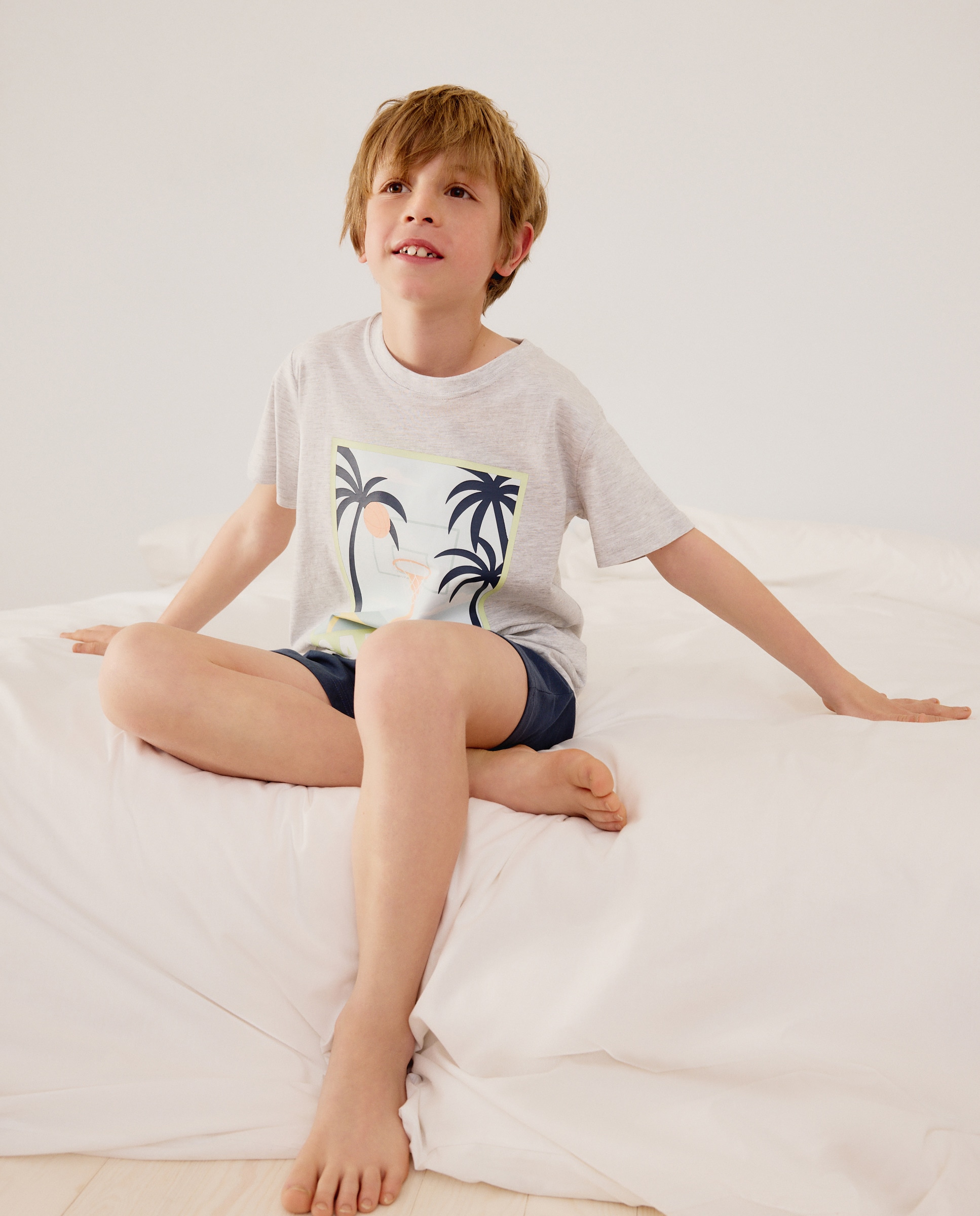 Imagem 0 de Pijama Curto com Estampado de Fantasia