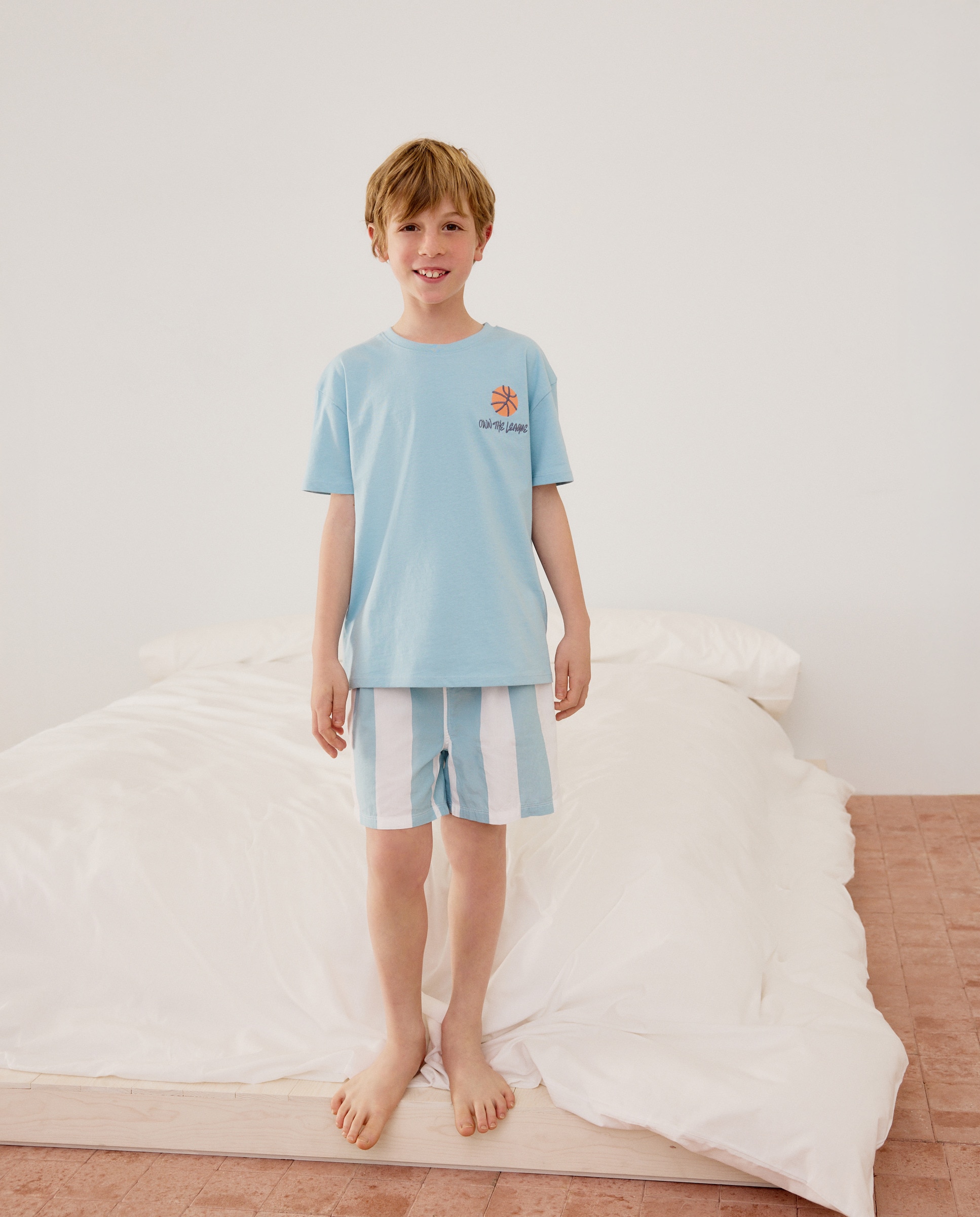 Imagem 0 de Pijama Curto Misto com Estampado de Fantasia