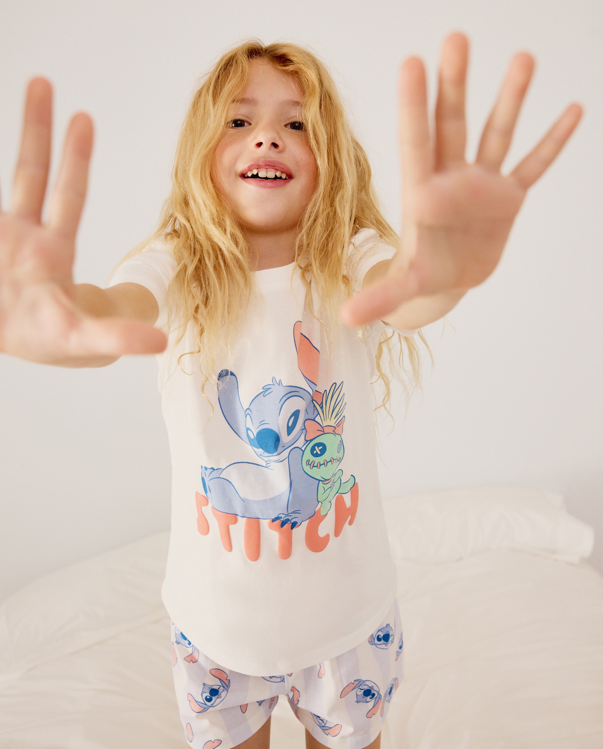 Pijama Curto Lilo e Stitch Branco-2