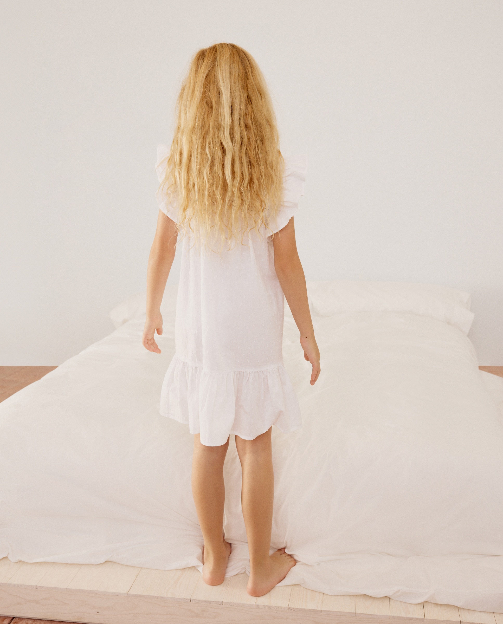 Camisa de Dormir Plana de Plumetti com Alças e Pregas Cotton Juice Branco-3
