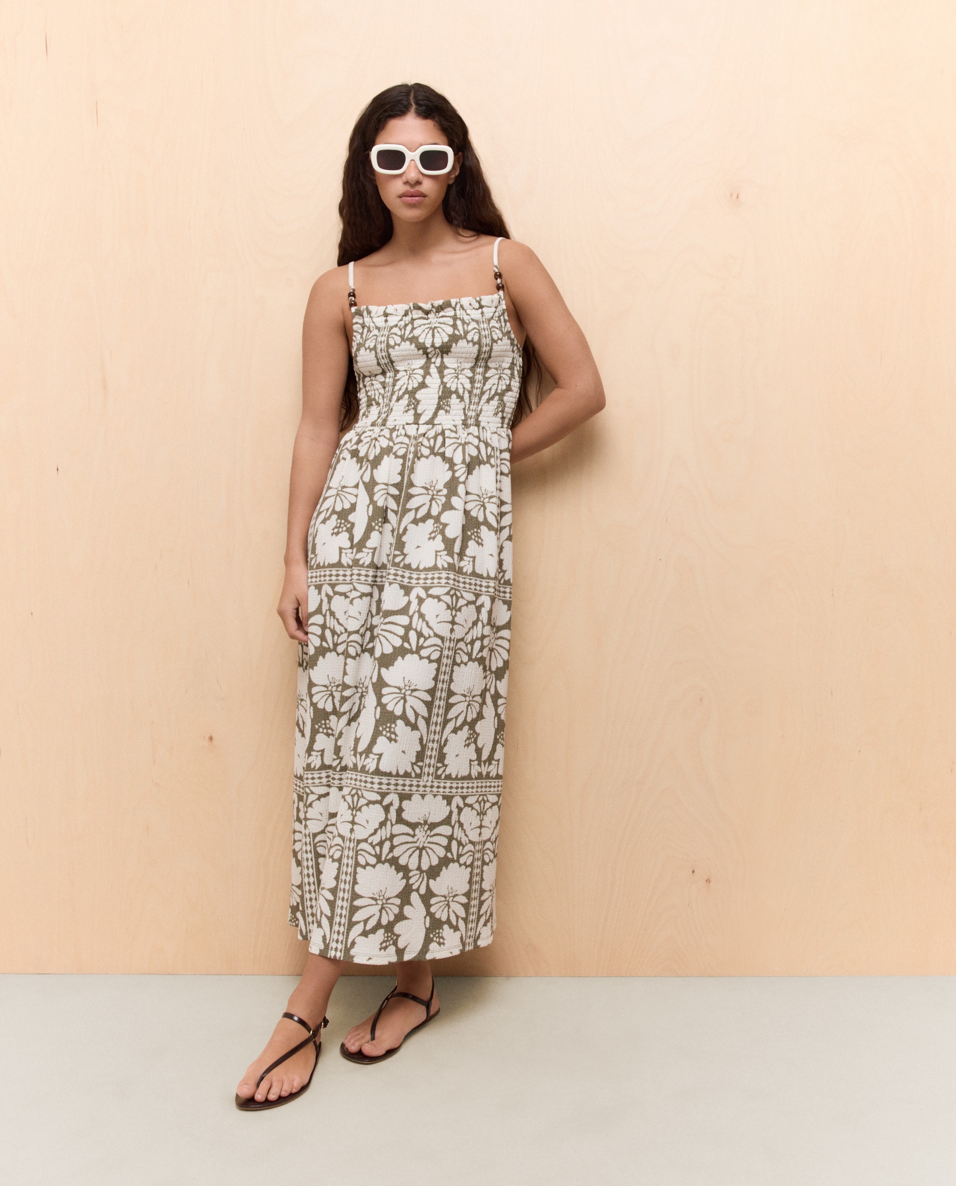 Imagem 0 de Vestido Midi com Decote Caicai