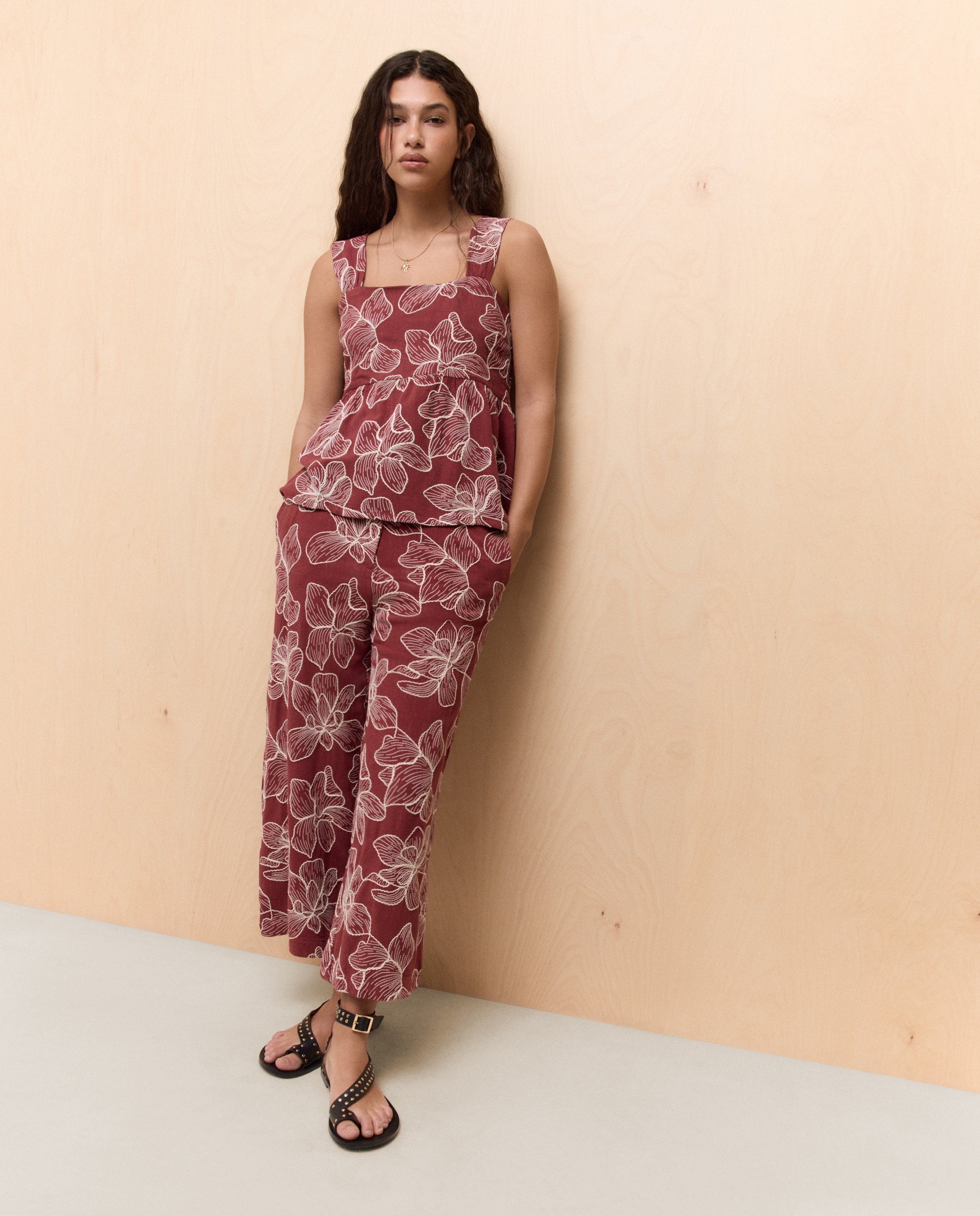 Calças Culotte de Linho com Bordado Castanho-1