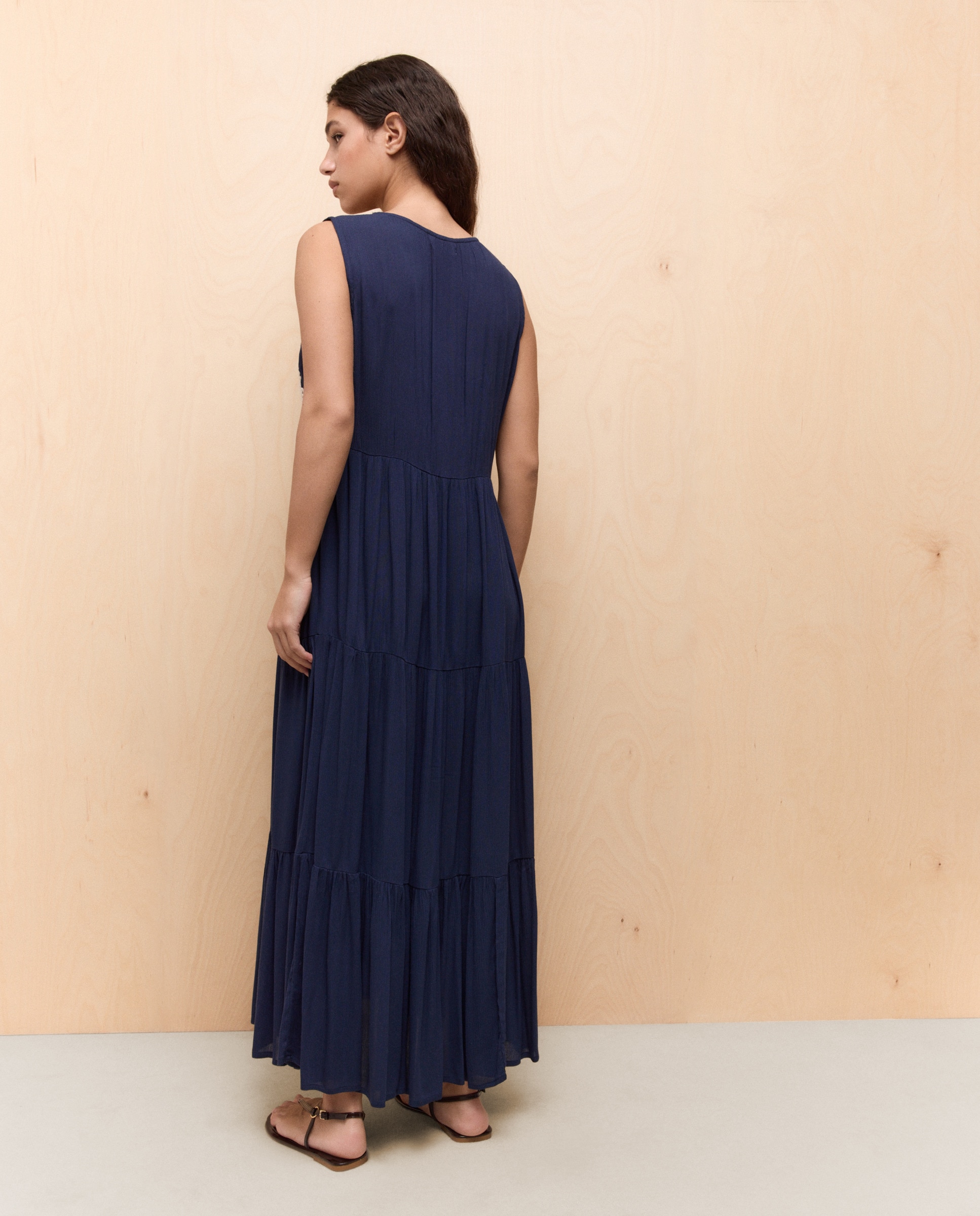 Vestido com Detalhe de Colete Bordado Azul-marinho-2