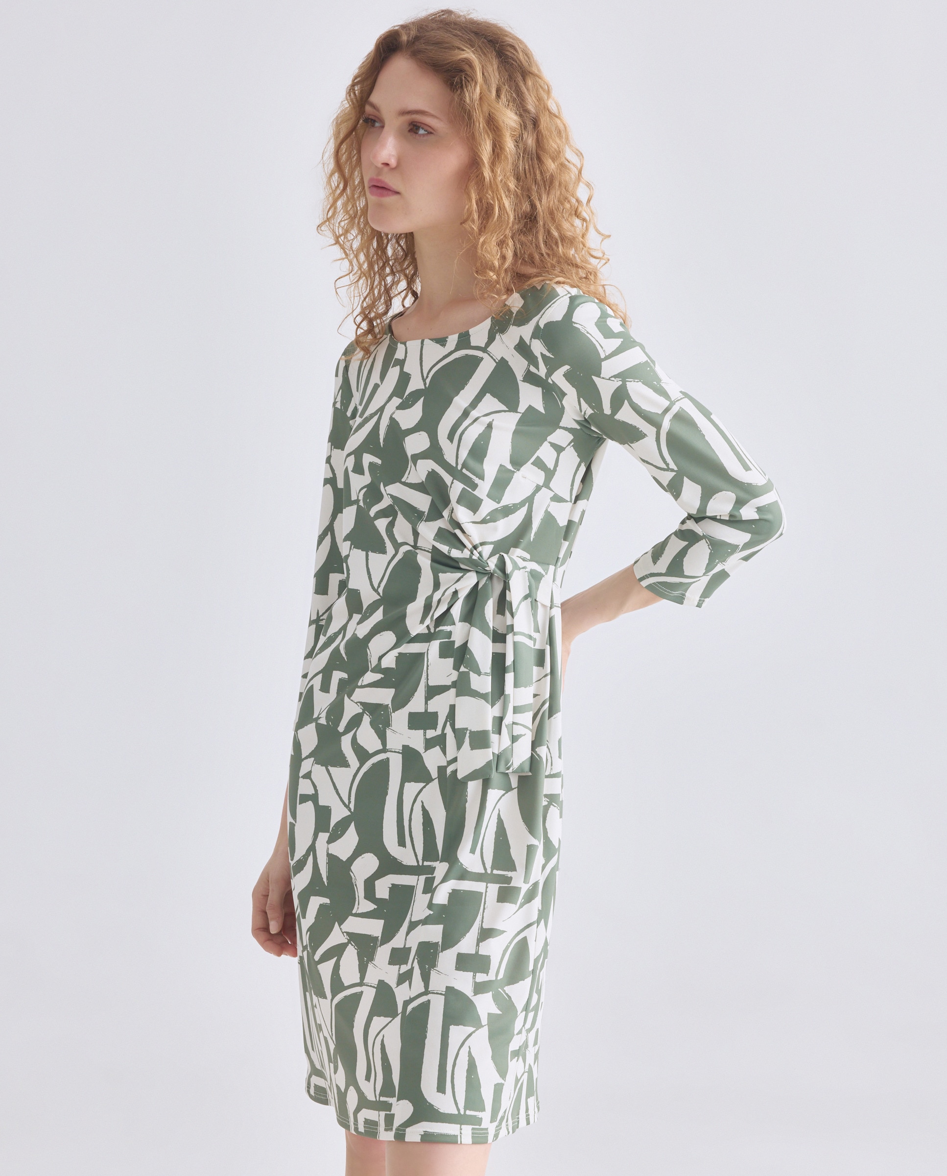 Imagem 0 de Vestido Estampado com Manga 3/4.