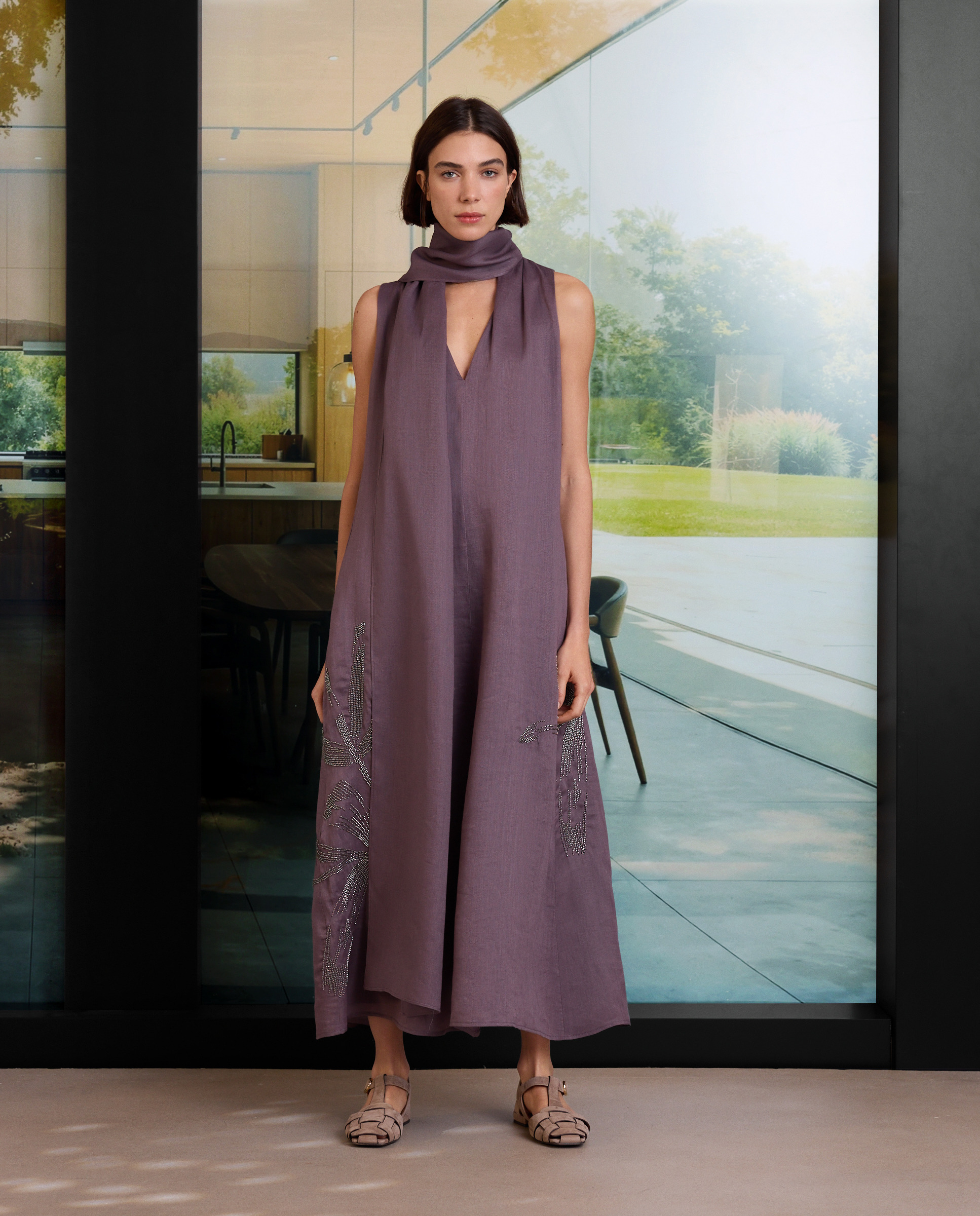 Imagem 0 de Vestido Halter de Rami Bordado