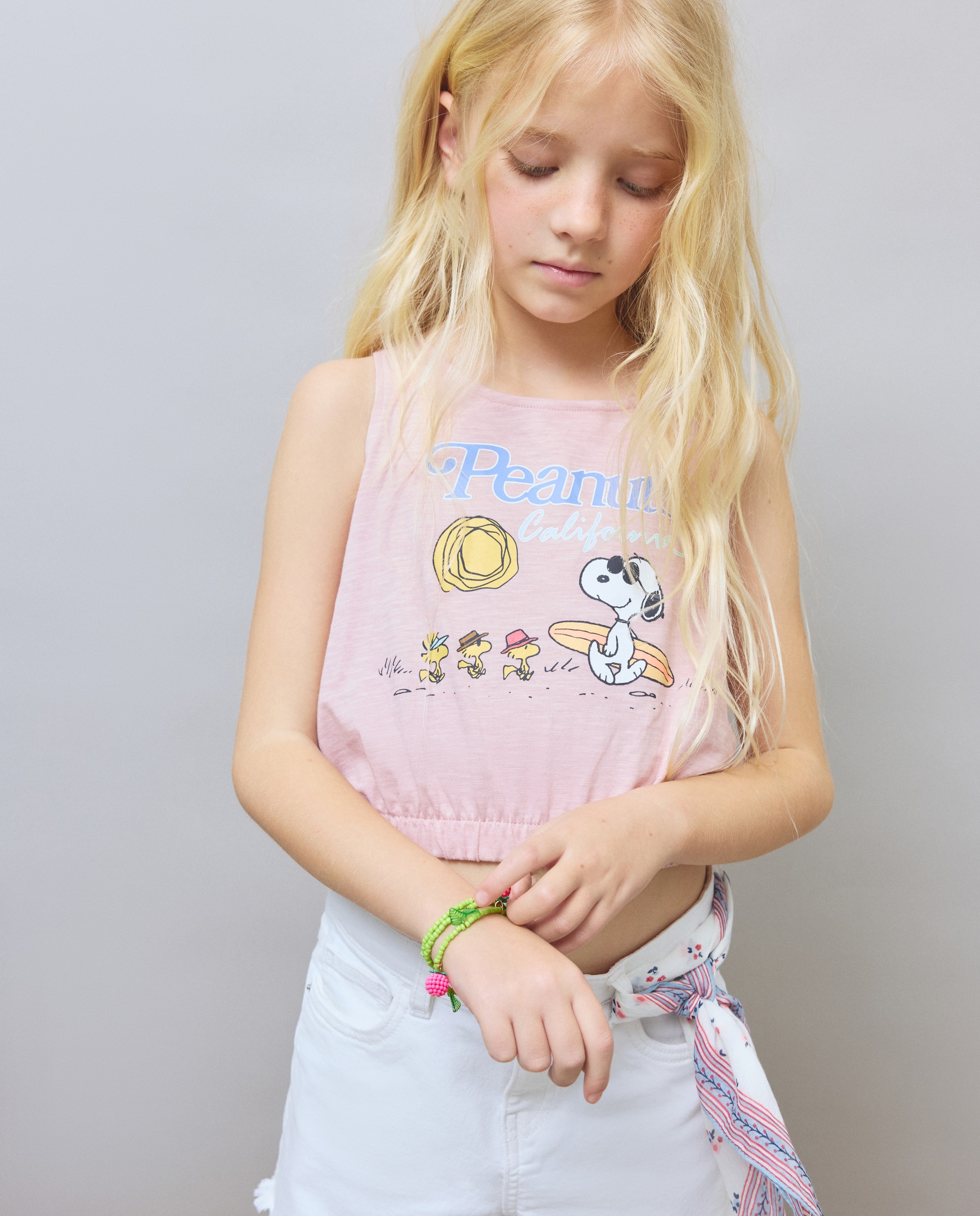 Imagem 0 de T-shirt com Estampado Snoopy e Manga Curta