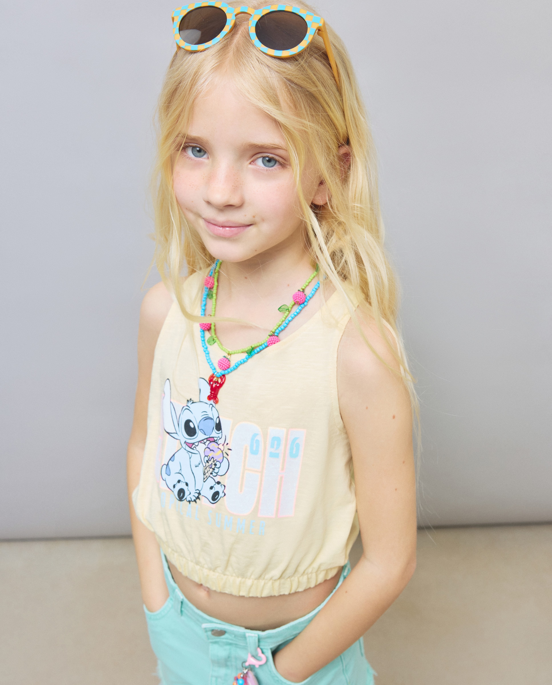 T-shirt sem Mangas com Estampado Stitch Amarelo-2