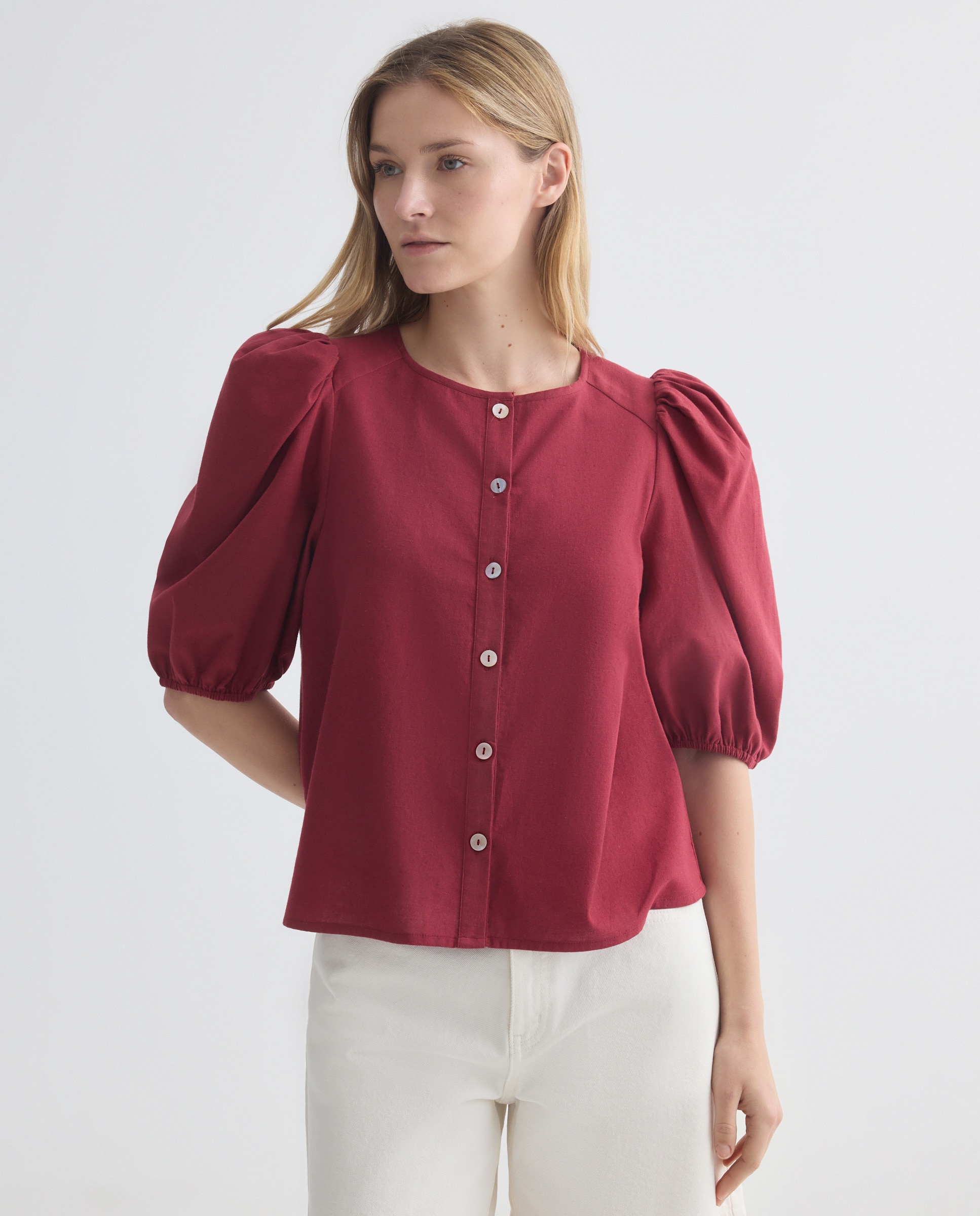 Imagen 0 de Blusa de mujer con manga abullonada