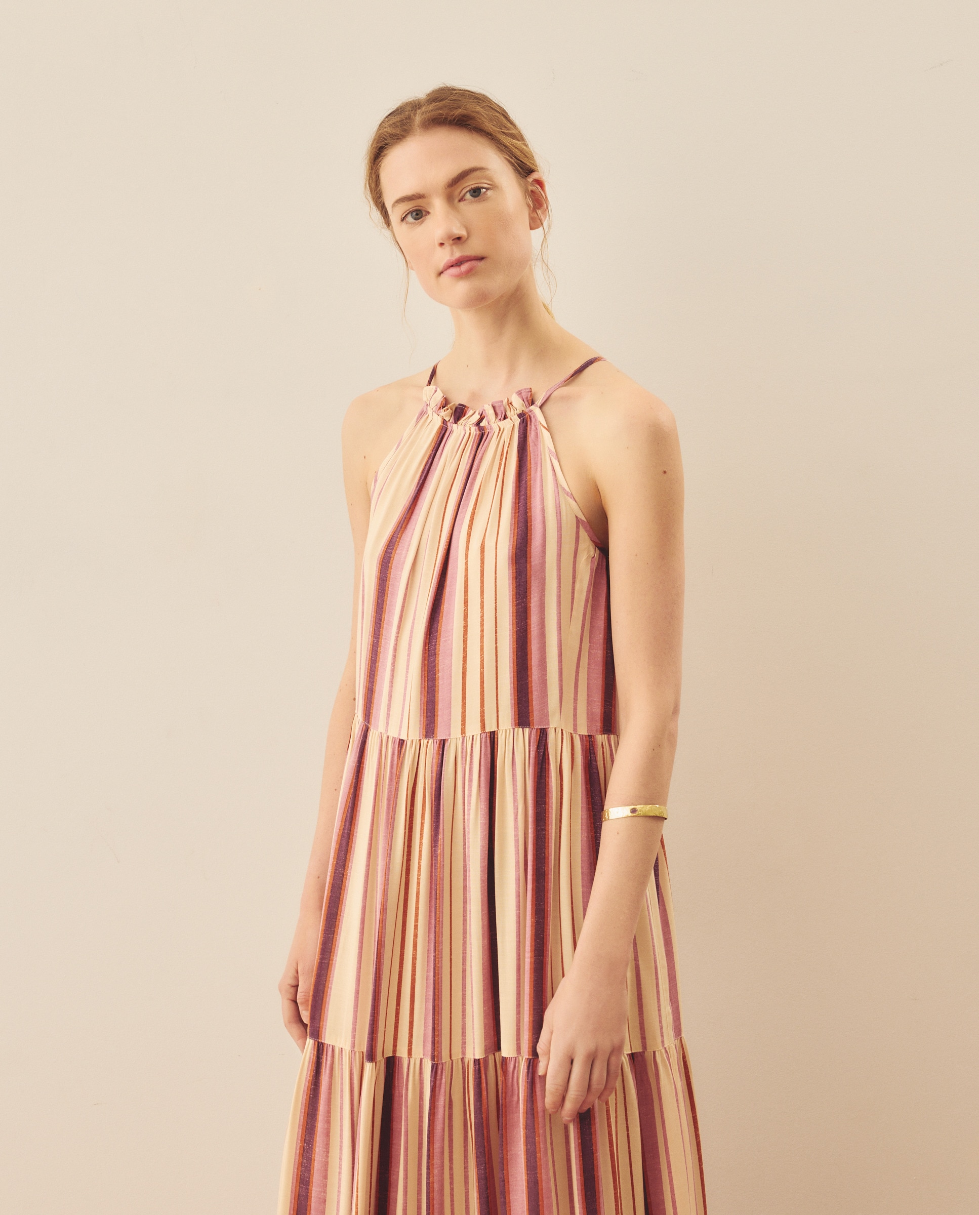 Vestido comprido com gola halter Branco-4