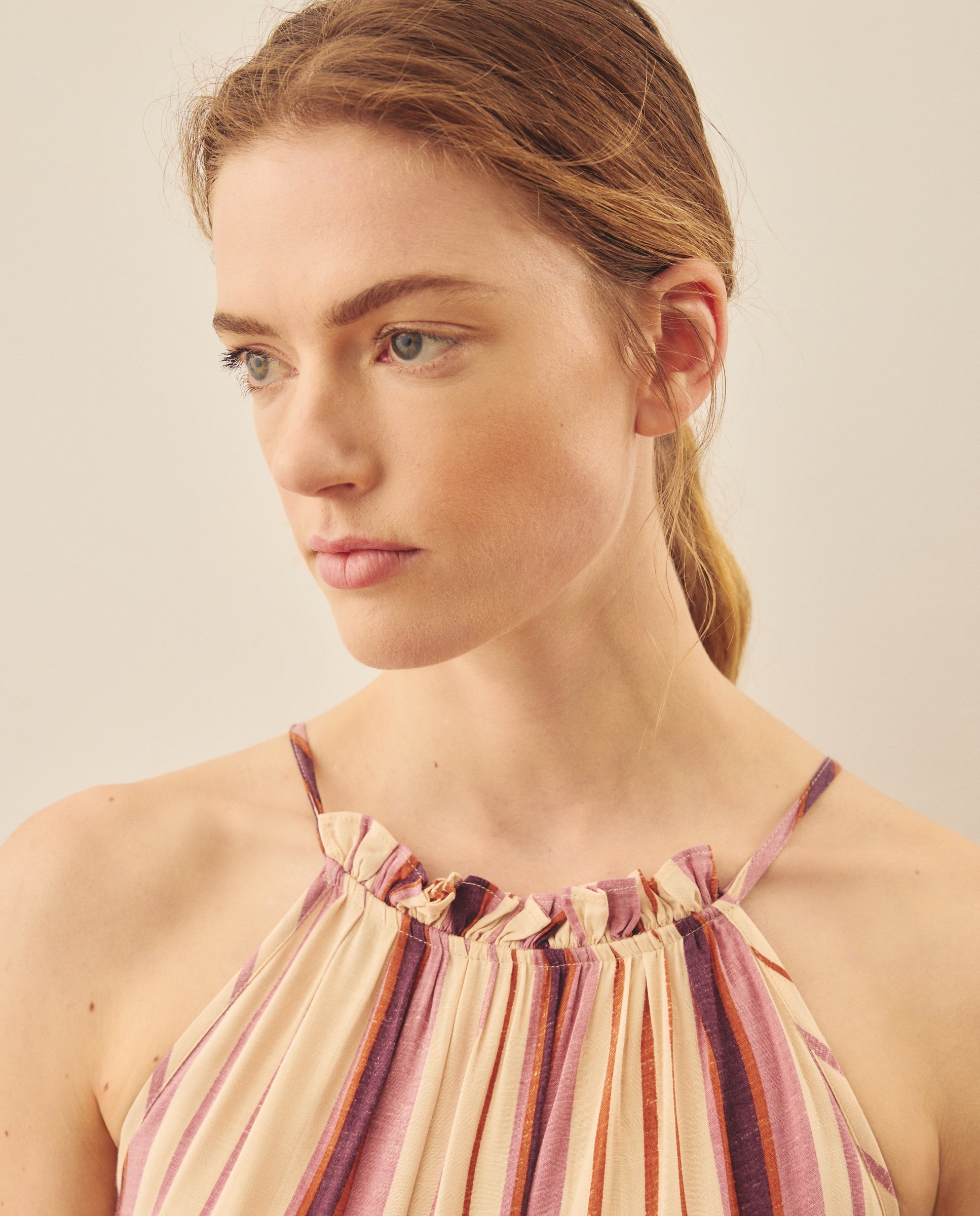 Imagem 0 de Vestido comprido com gola halter
