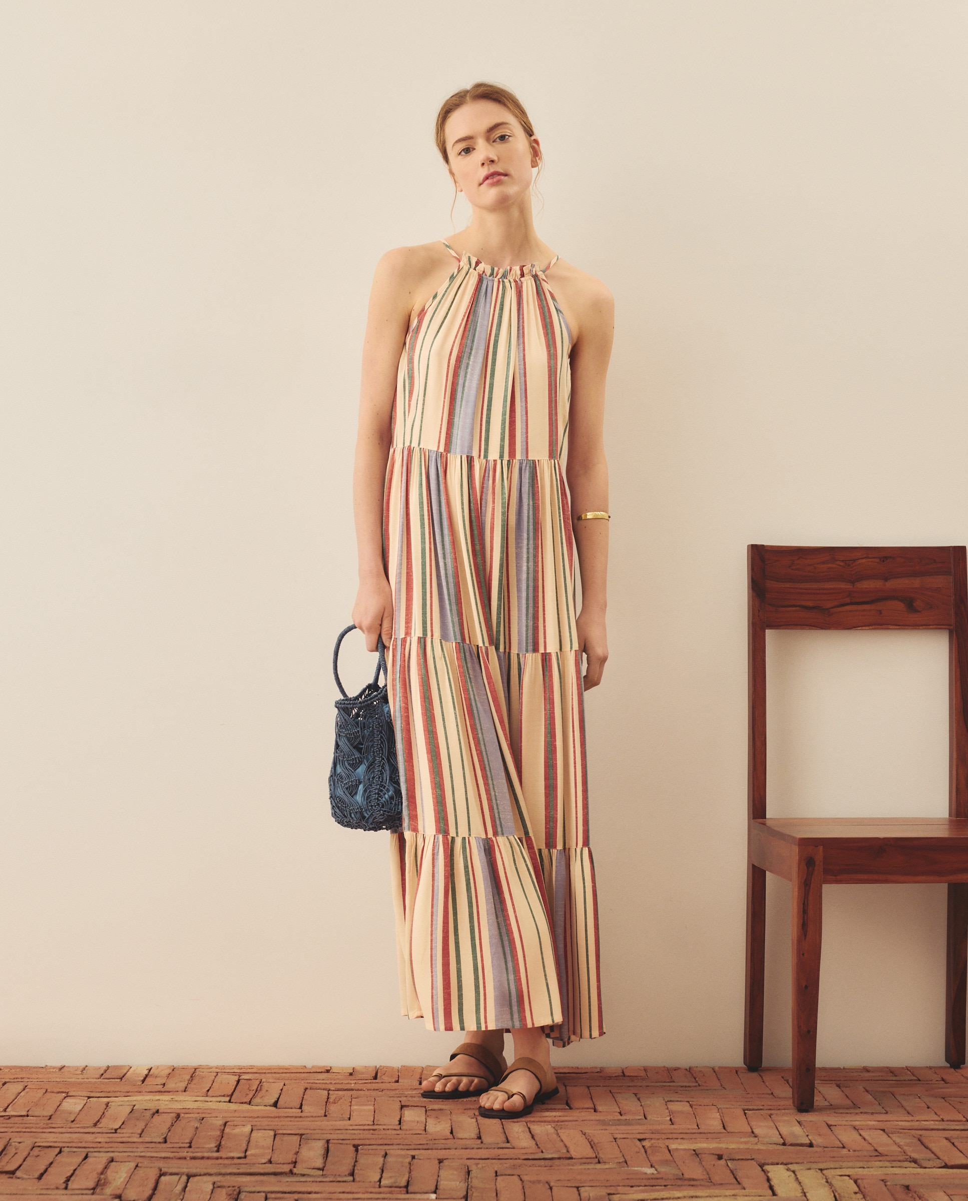 Imagem 0 de Vestido comprido com gola halter