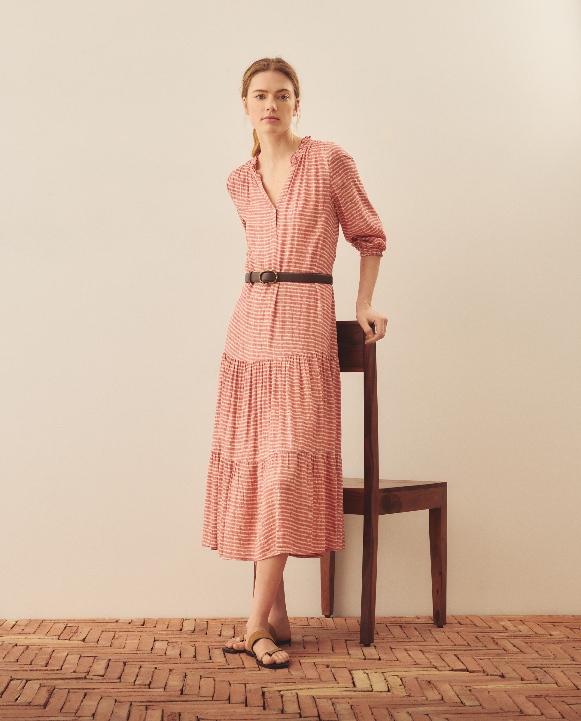 Vestido Comprido com Manga com Pregas Castanho-2