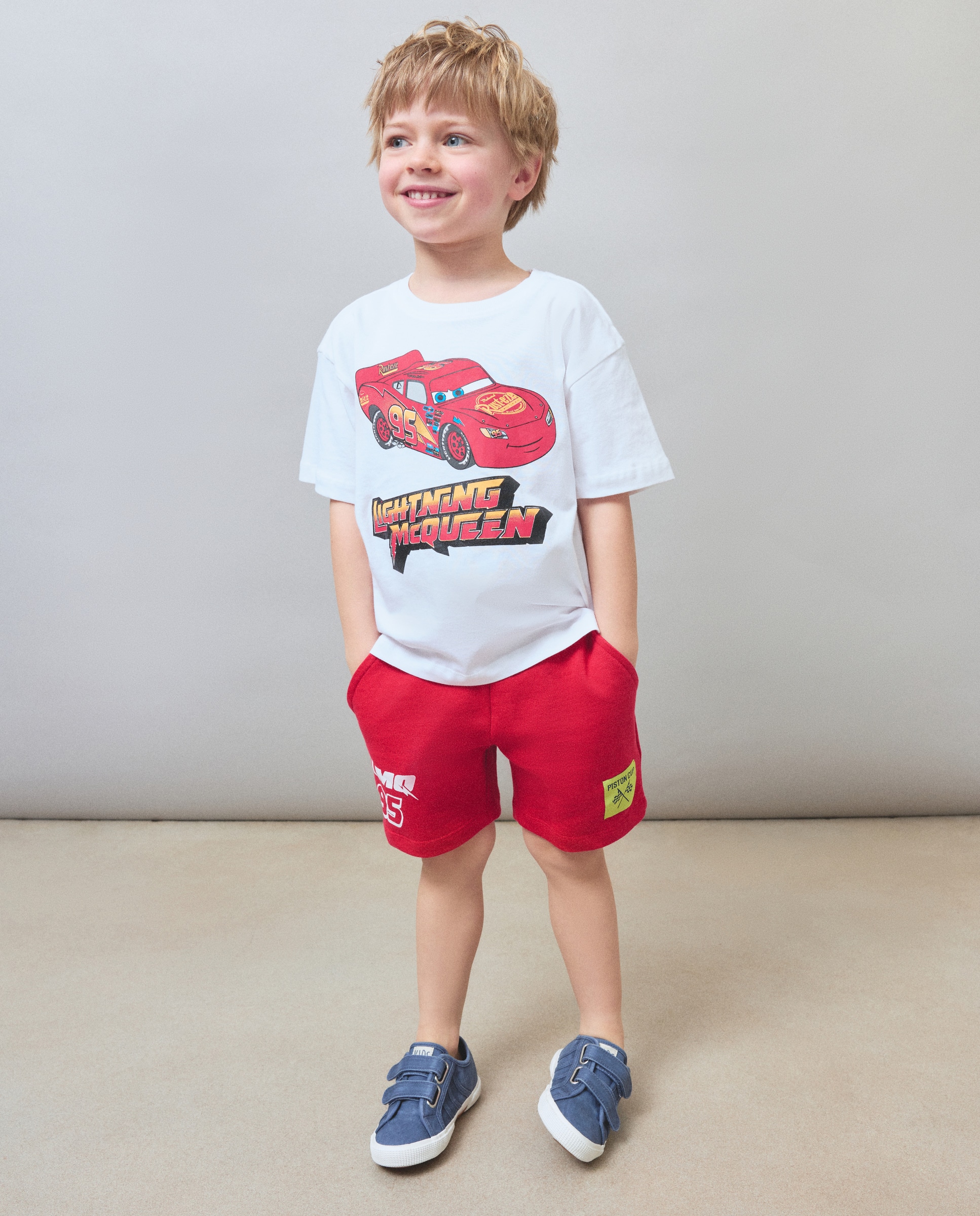 Imagem 0 de Conjunto de 2 Peças Curto com Estampado Carros