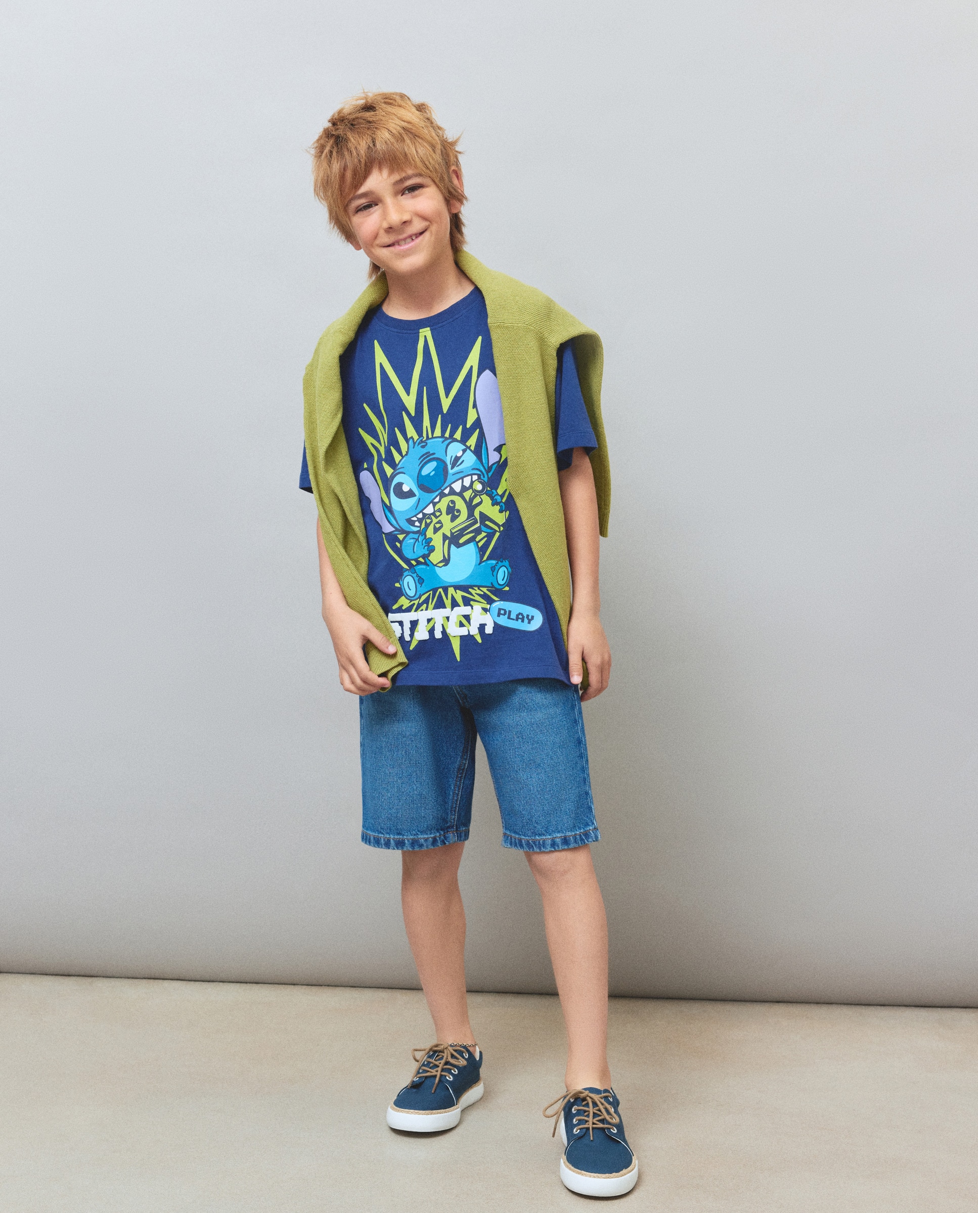 T-shirt com Estampado Stitch Azul-marinho-1