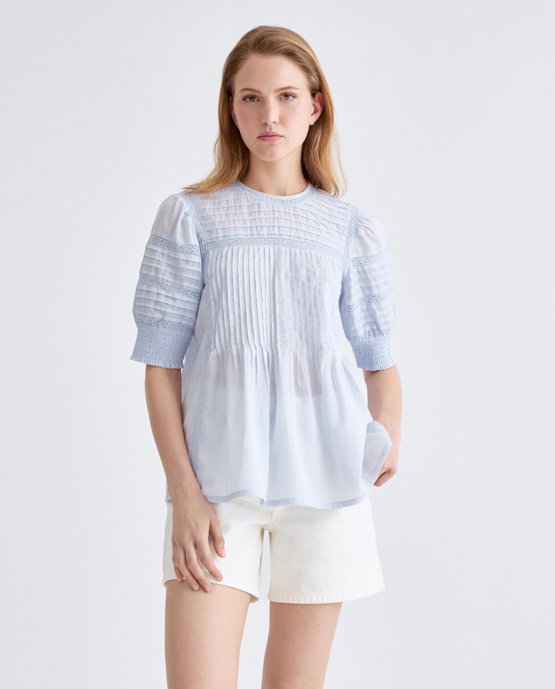 Imagen 0 de Blusa de mujer romántica