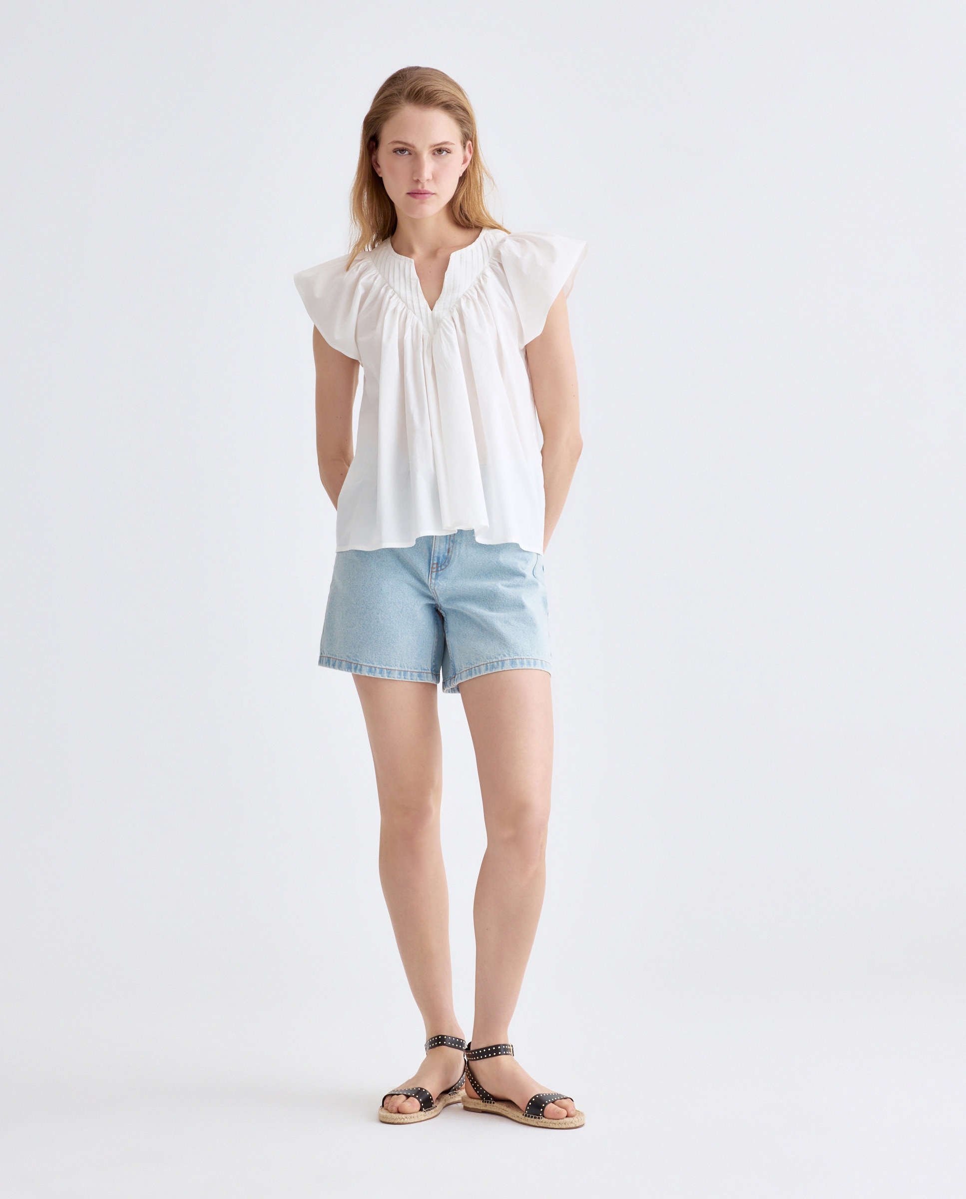 Blusa de mujer con jaretas en canesú Blanco-2