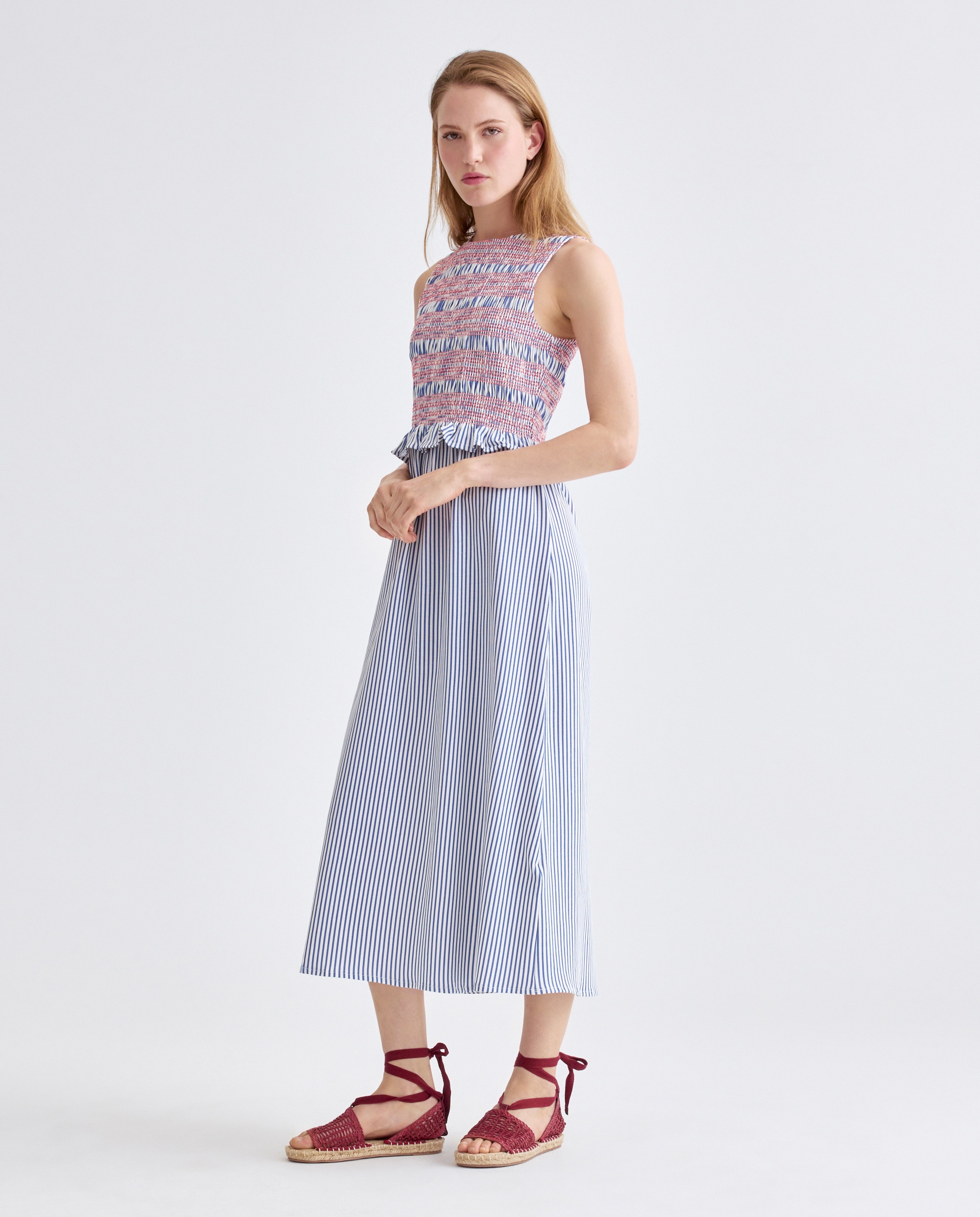 Imagen 0 de Vestido de mujer cuello caja sin mangas fruncido