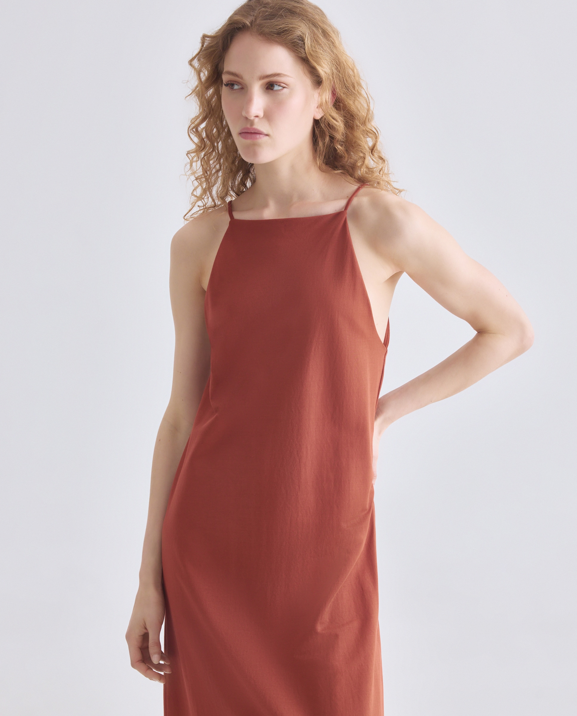 Vestido de mujer cuello halter tirante fino Toffee-2